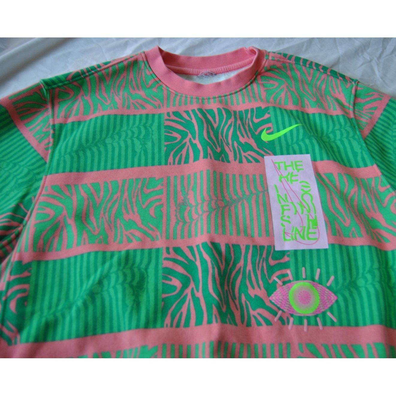 Nike Nike Club Pink & Green Trippy Safari Geo Sweater M/L Size US M / EU 48-50 / 2 - 2 Thumbnail
