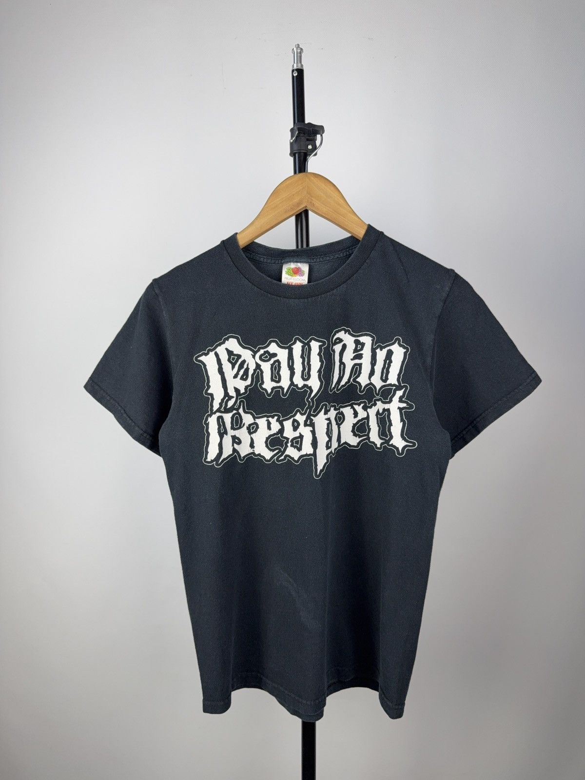 Band Tees 00s Pay No Respect Punk Tee Fruit of the Loom Gothic Print S Size US S / EU 44-46 / 1 - 1 Thumbnail