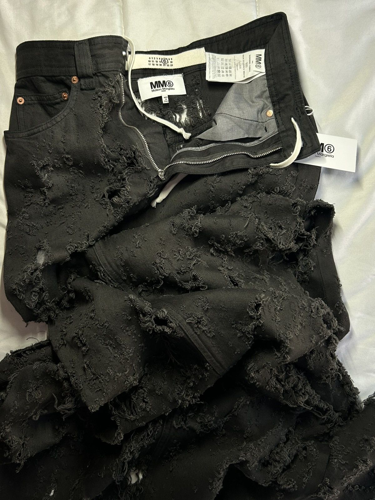 Maison Margiela Maison Margiela Rare Distressed Long Skirt Size 27" / US 4 / IT 40 - 5 Thumbnail
