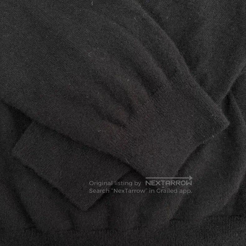 Louis Vuitton Louis Vuitton Embossed logo hooded hoodie Size US S / EU 44-46 / 1 - 4 Thumbnail