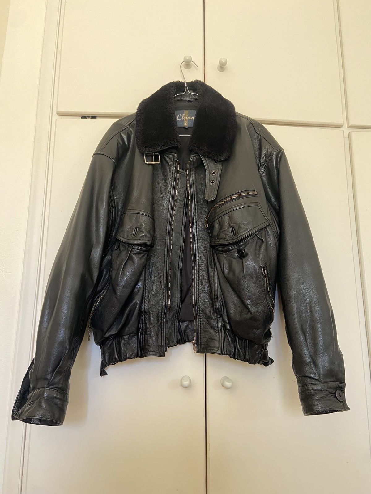 Genuine Leather Vintage leather aviator bomber jacket Size US M / EU 48-50 / 2 - 1 Thumbnail