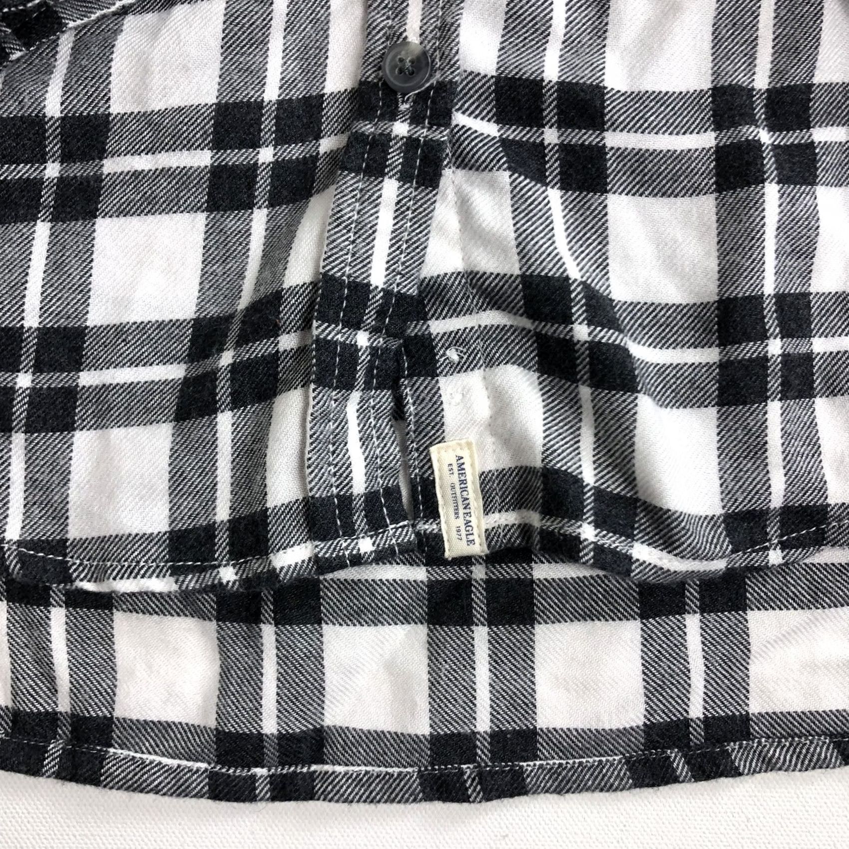American Eagle Outfitters VINTAGE American Eagle Outfitters Boyfriend Flannel Shirt Womens Small Black Plaid Long Sleeve Casual Button-Up Size S / US 4 / IT 40 - 6 Thumbnail