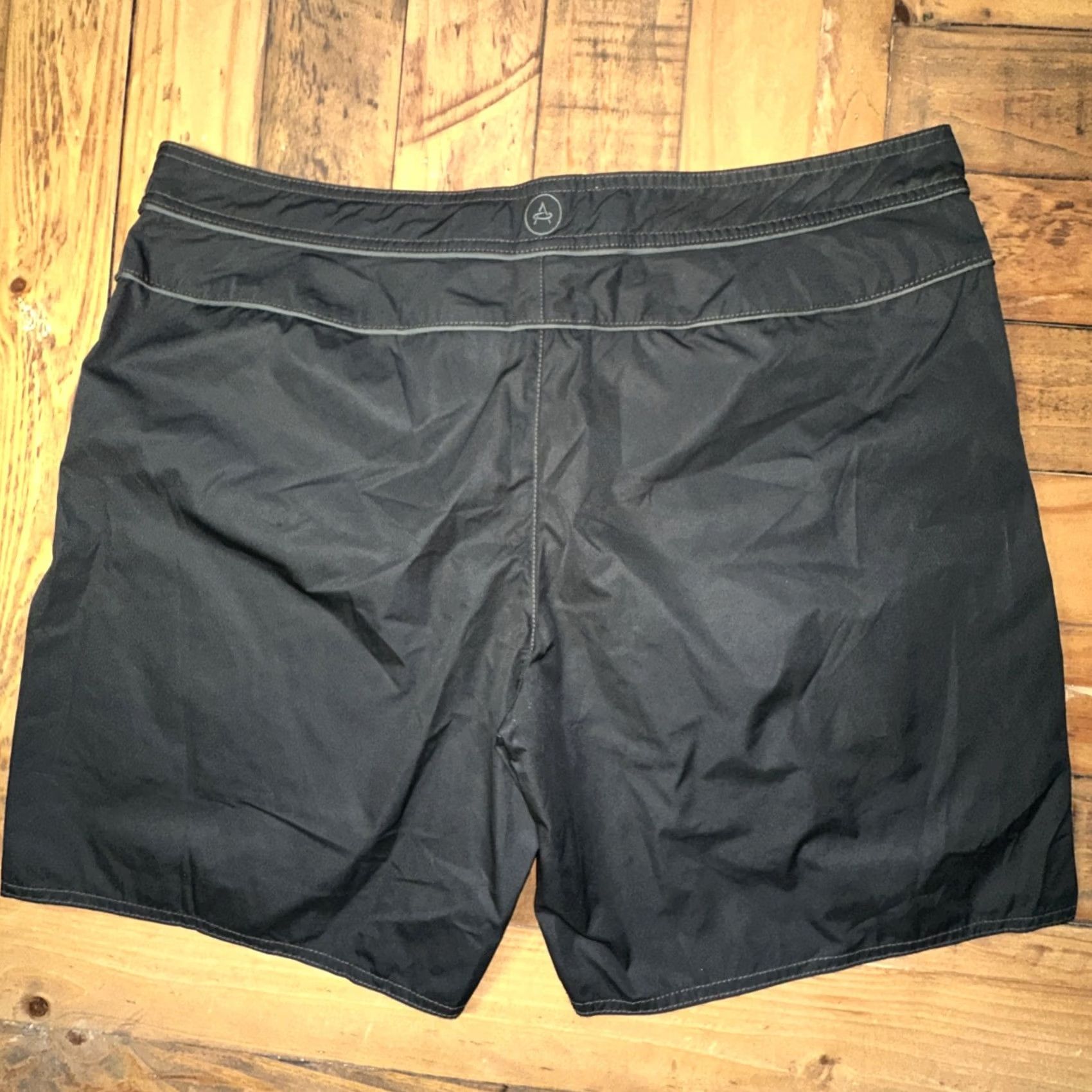 Aether Apparel Swim Shorts Shorts 7-3/4" Piping Jet Black 36w Msrp 30 Mens, Men's — image 6 of 6