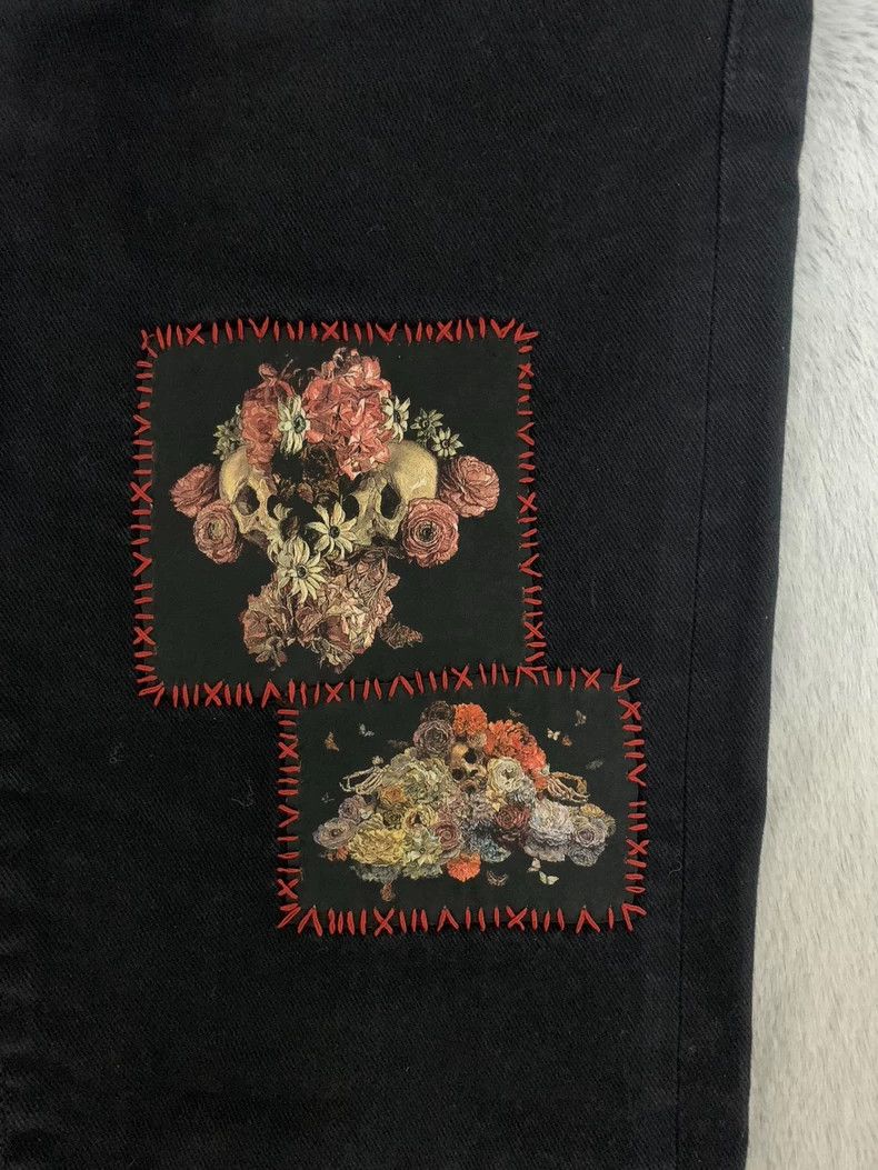 Dior Dior co-branded black flower skull jeans Size US 29 - 5 Thumbnail