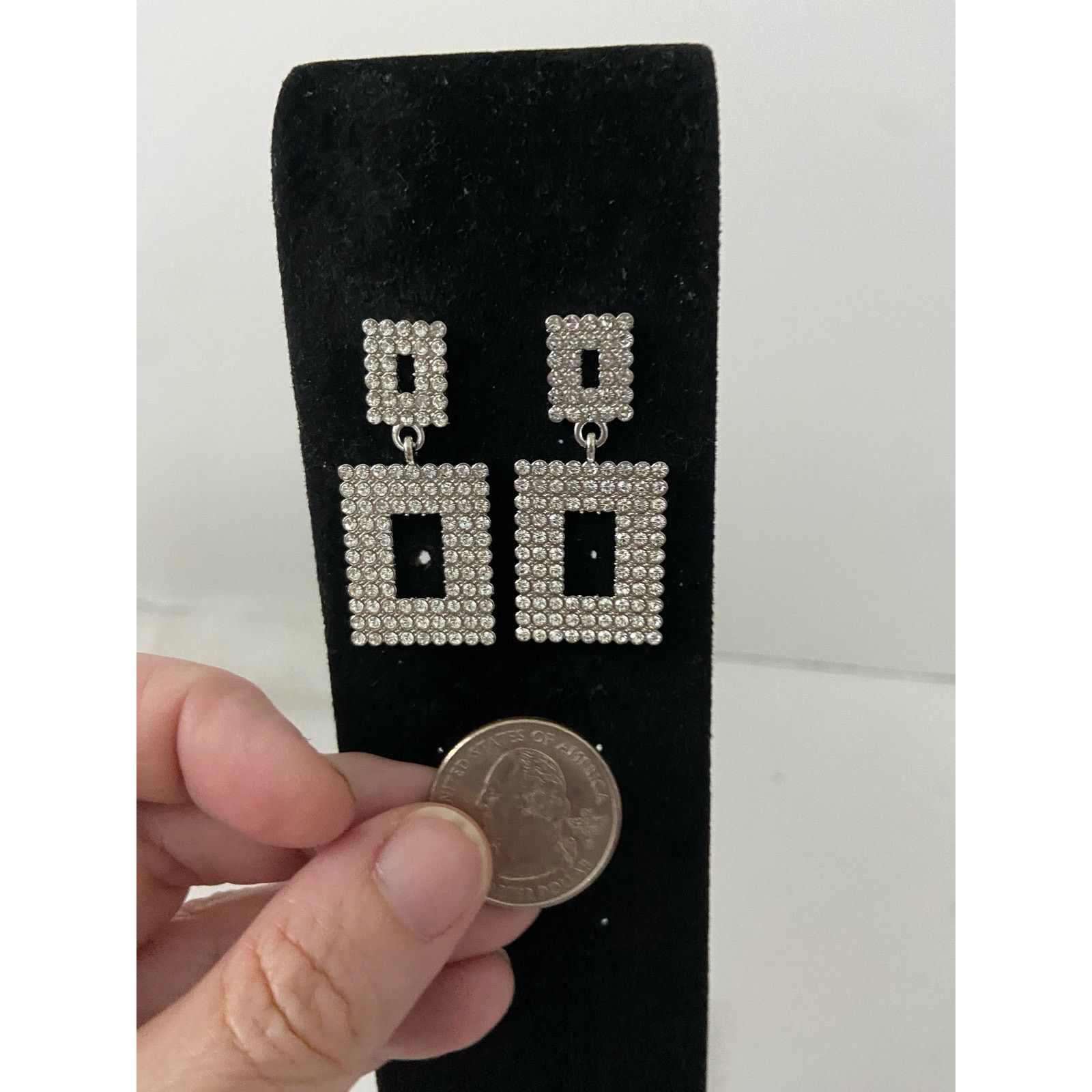 Other Shimmery rhinestone rectangle earrings Size ONE SIZE - 2 Thumbnail