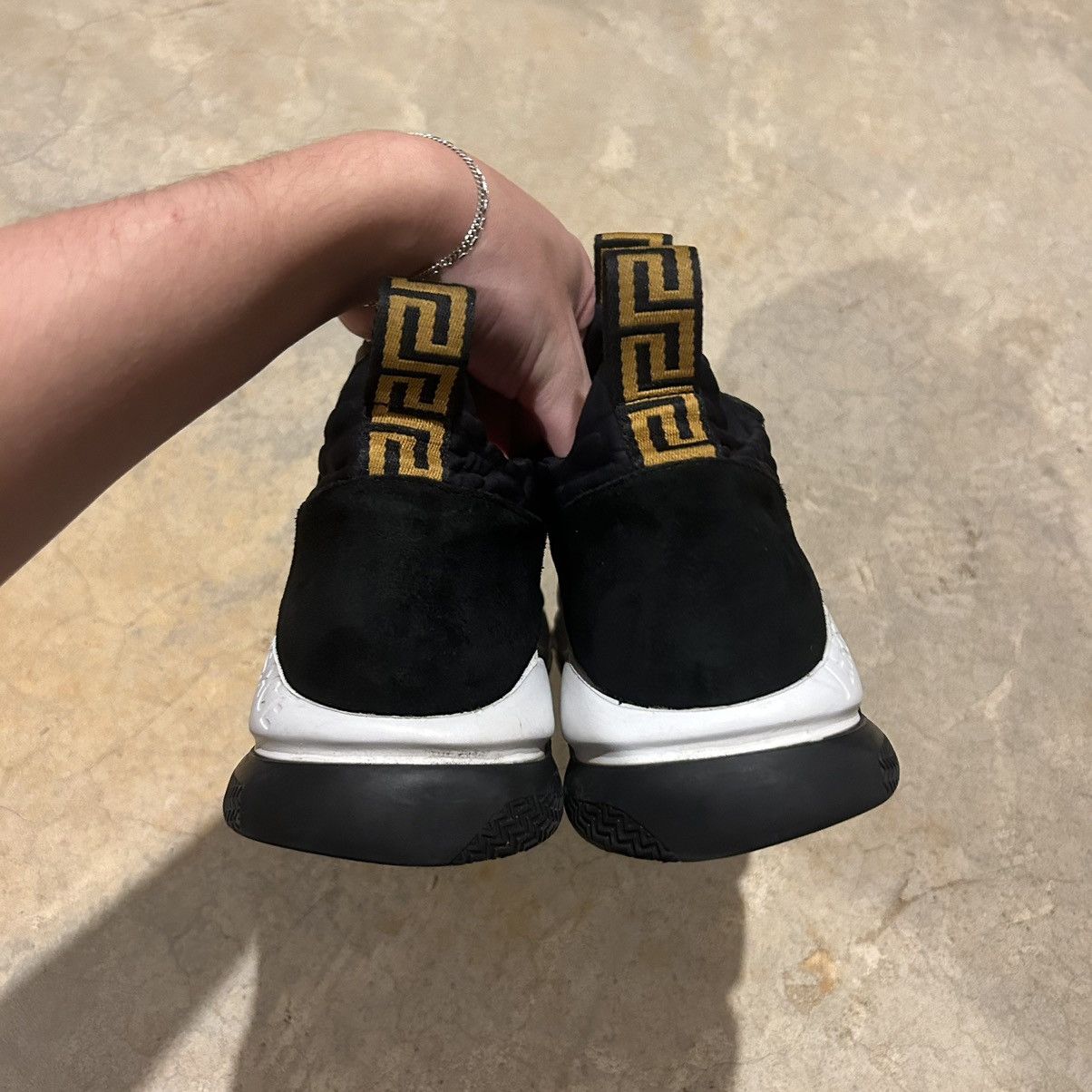 Designer × Versace Versace Cross Chainer Baroque Print Gold Black Shoes EU 40.5 Size US 7.5 / EU 40-41 - 5 Thumbnail
