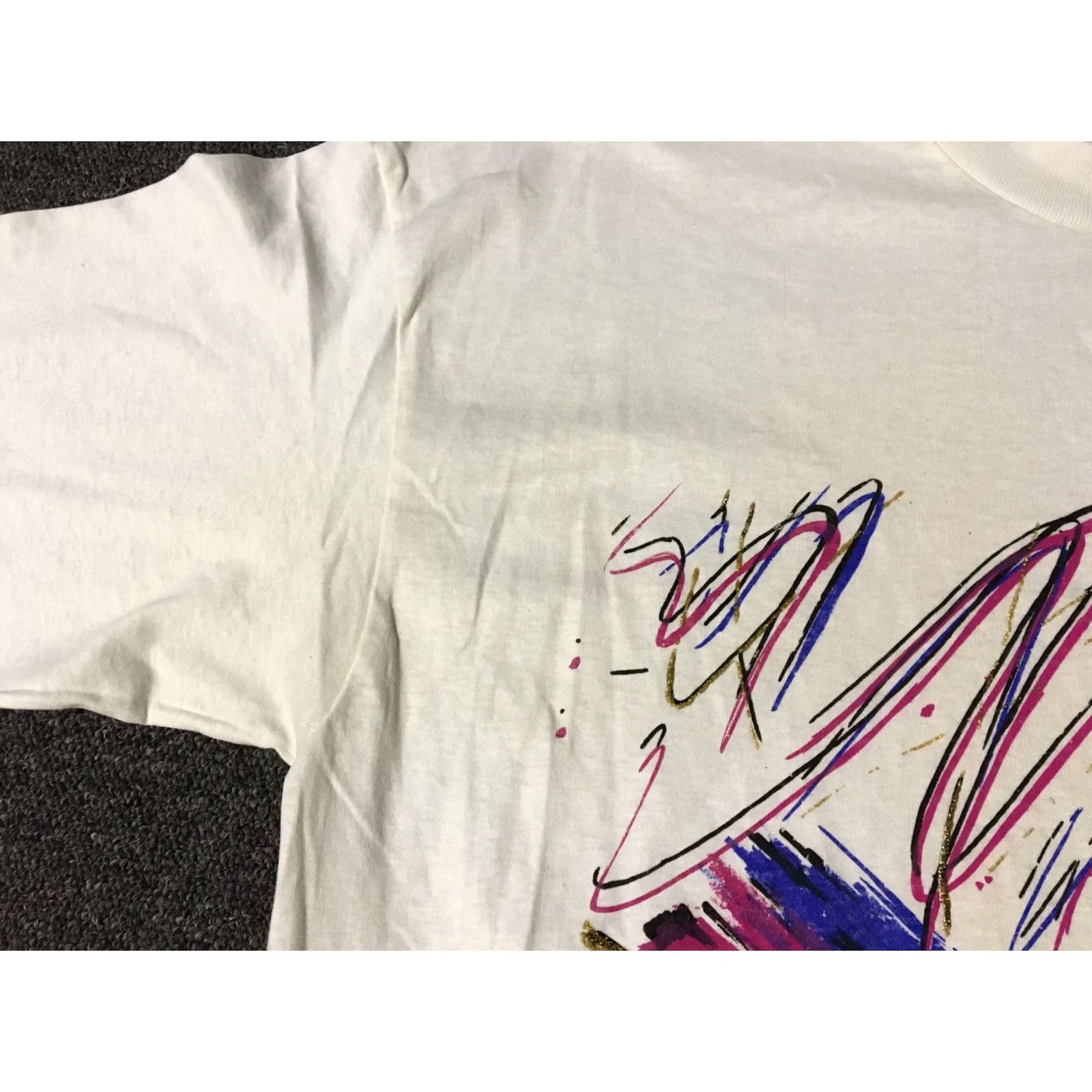 Vintage VINTAGE 90s USA Abstract Art Shirt One Size White Single Stitch Vaporwave 80s Fun Size US M / EU 48-50 / 2 - 5 Thumbnail