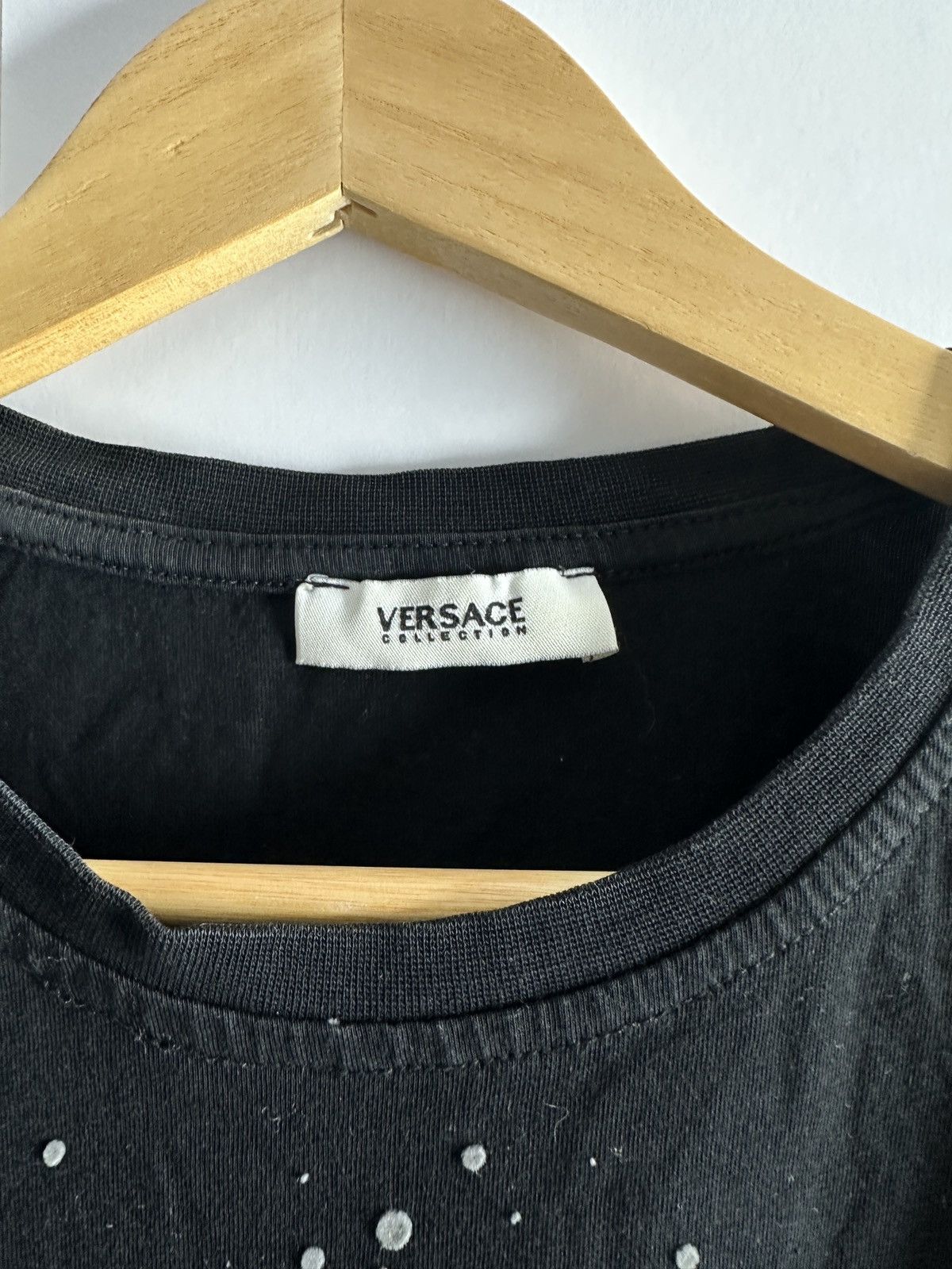Versace Versace T-shirt black luxury vintage Size S / US 4 / IT 40 - 4 Thumbnail