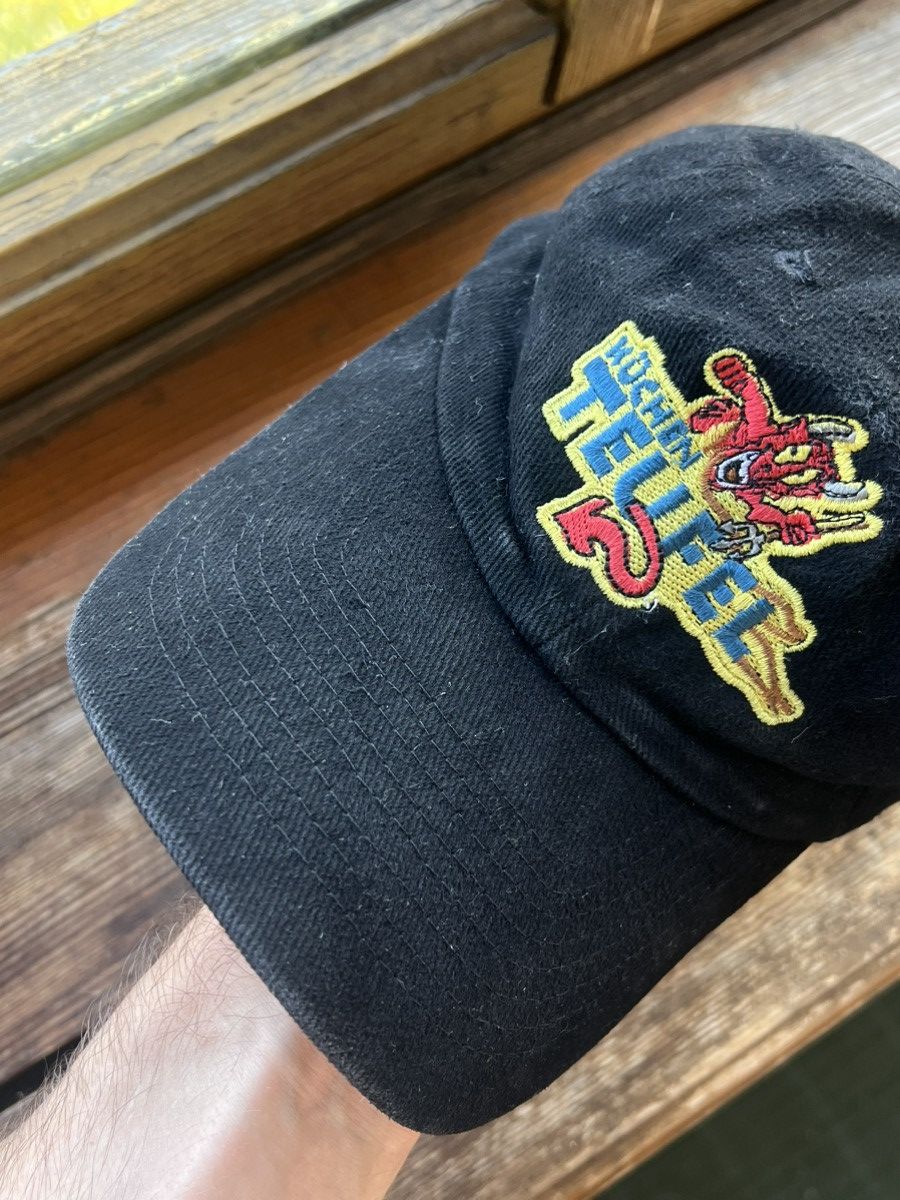 Vintage Vintage 90s Hat Kuchen Teufel Hunden Graphic Cap Black Size ONE SIZE - 3 Thumbnail