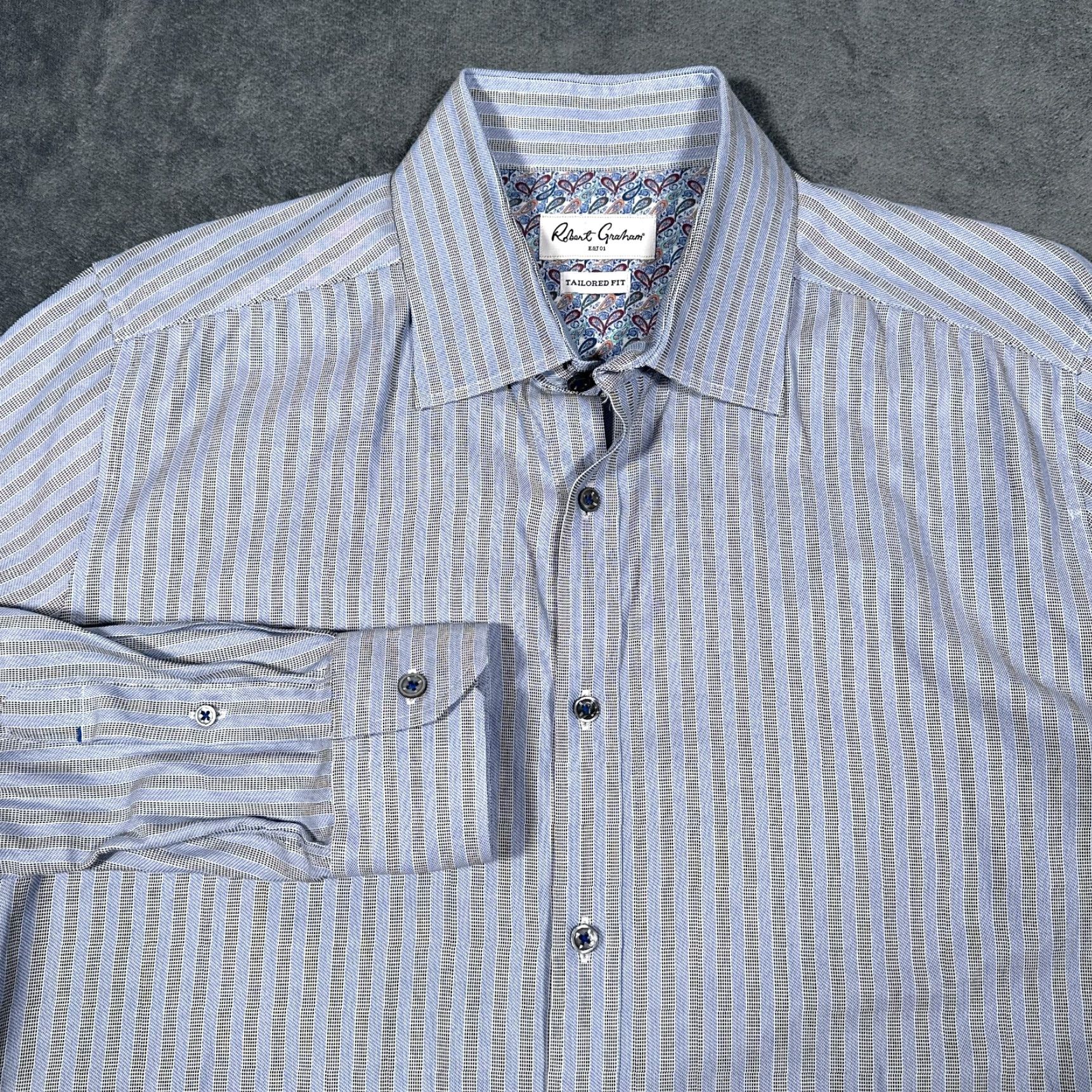 Robert Graham VINTAGE Robert Graham Dress Shirt Long Sleeve Mens Large 17 Blue Black Striped Button-Down Business Casual Formal Size US XL / EU 56 / 4 - 2 Thumbnail