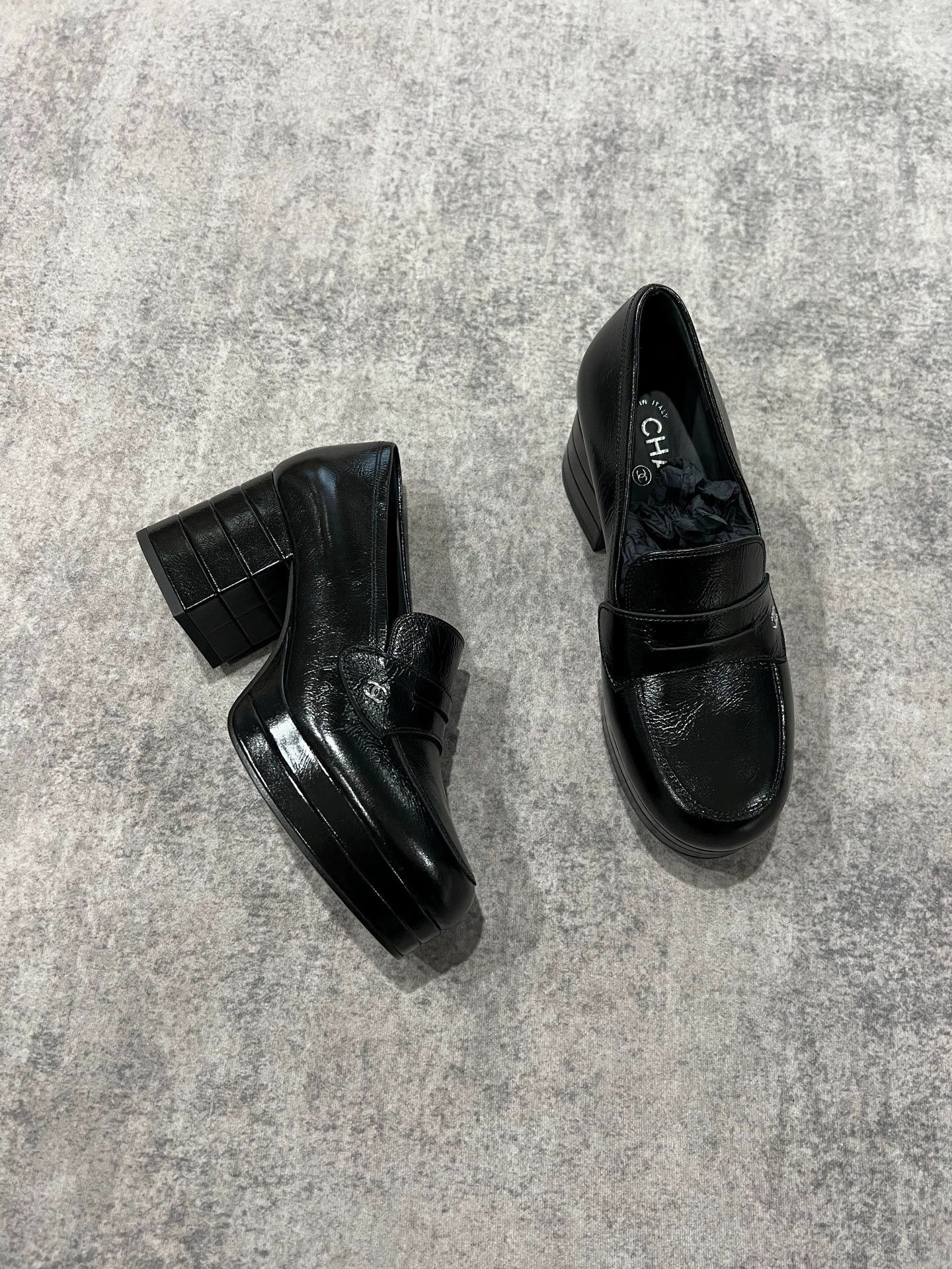 Chanel Chanel high-heeled loafers Size US 7 / IT 37 - 5 Thumbnail