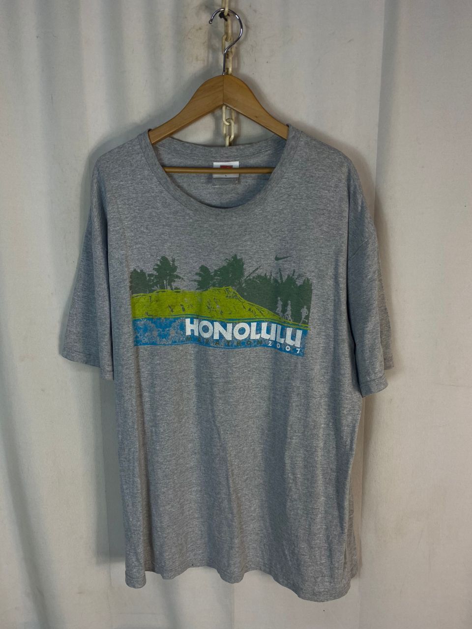 Nike × Vintage Vintage Honolulu aloha marathon tshirt by nike Size US XL / EU 56 / 4 - 1 Thumbnail