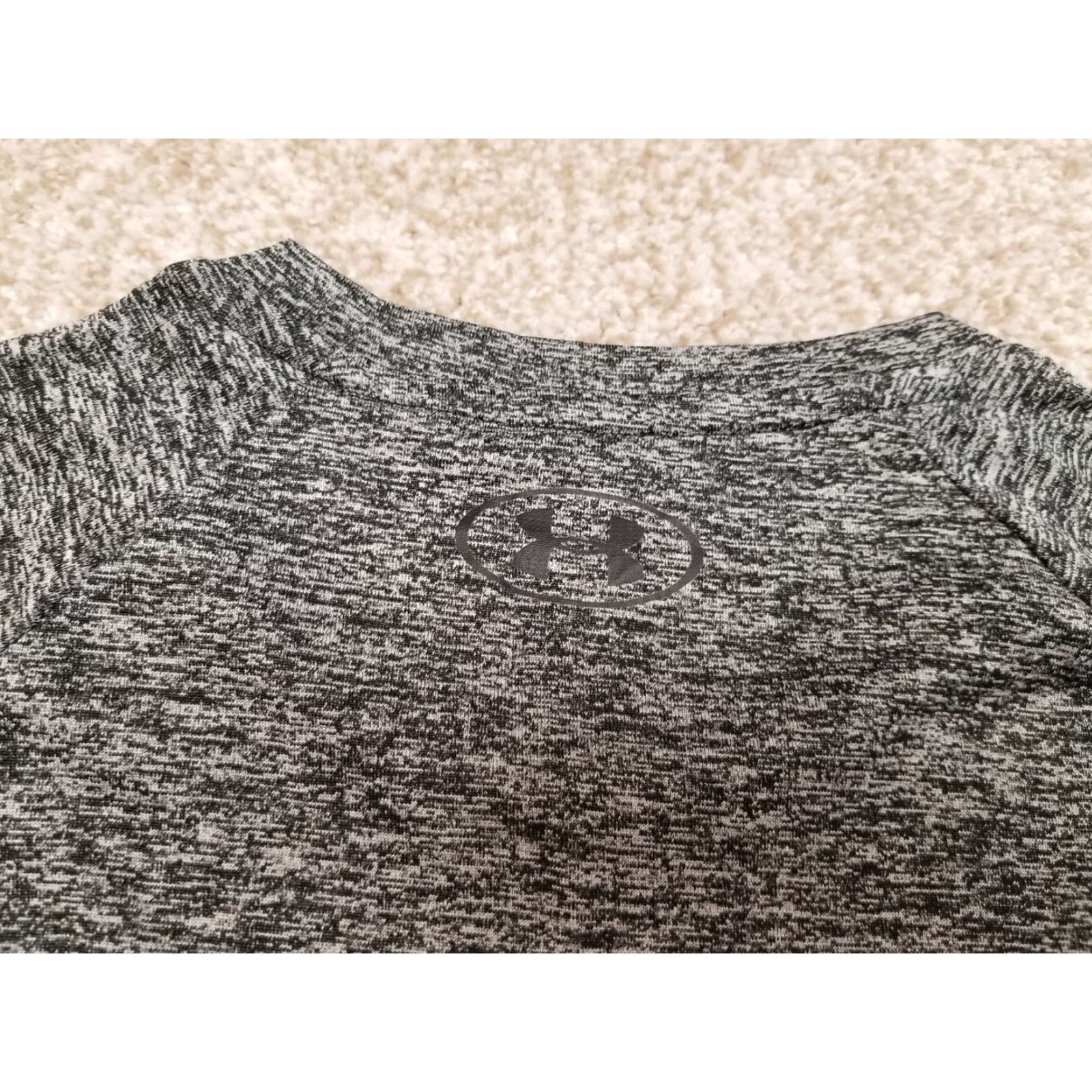 Under Armour VINTAGE Under Armour Tech TEE Shirt Mens Small Dark Gray Loose HeatGear 100% Polyester Size US S / EU 44-46 / 1 - 6 Thumbnail