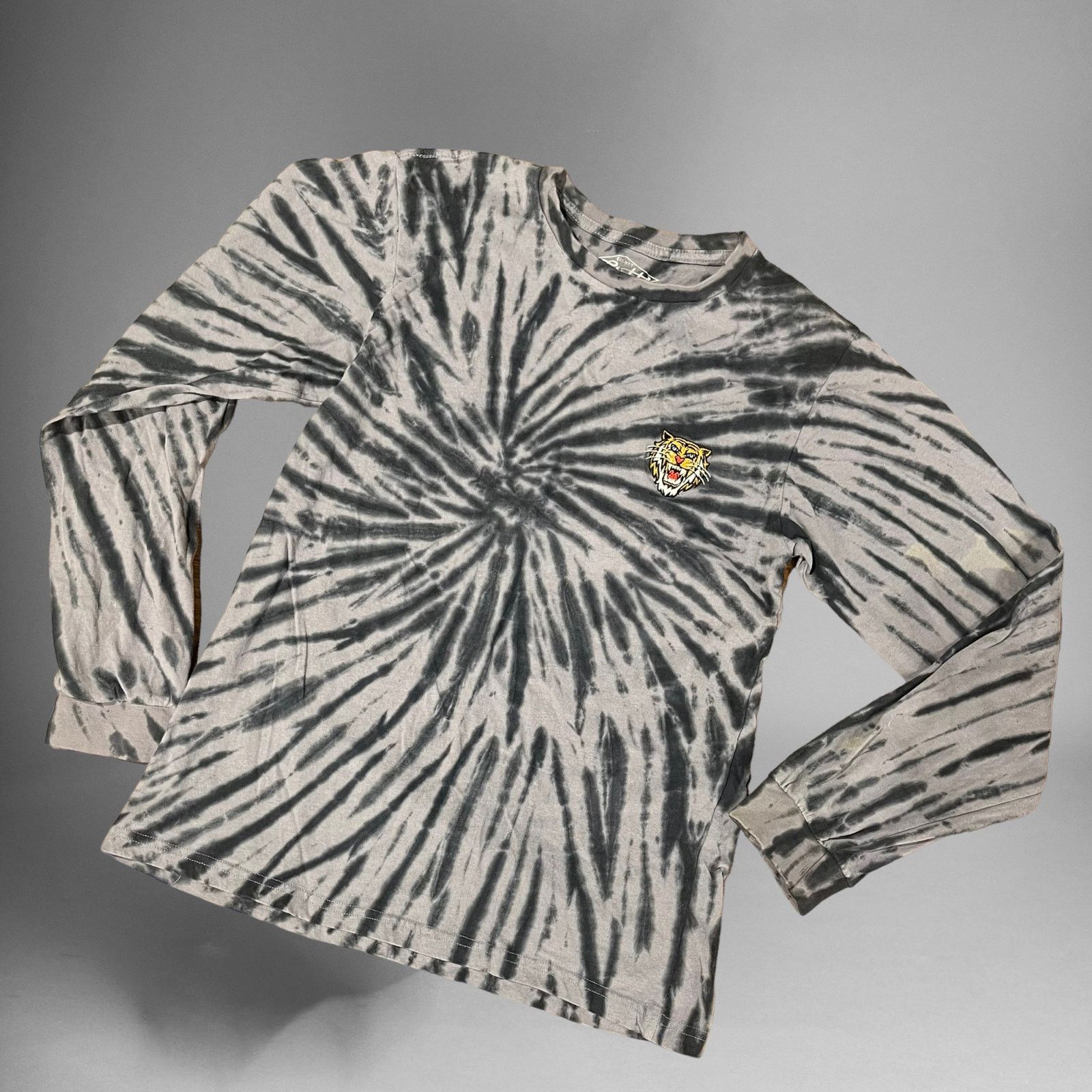 Eighty Eight Y2K Eighty-Eight Tie-Dye Long Sleeve Tiger Shirt Skater Size US S / EU 44-46 / 1 - 1 Thumbnail