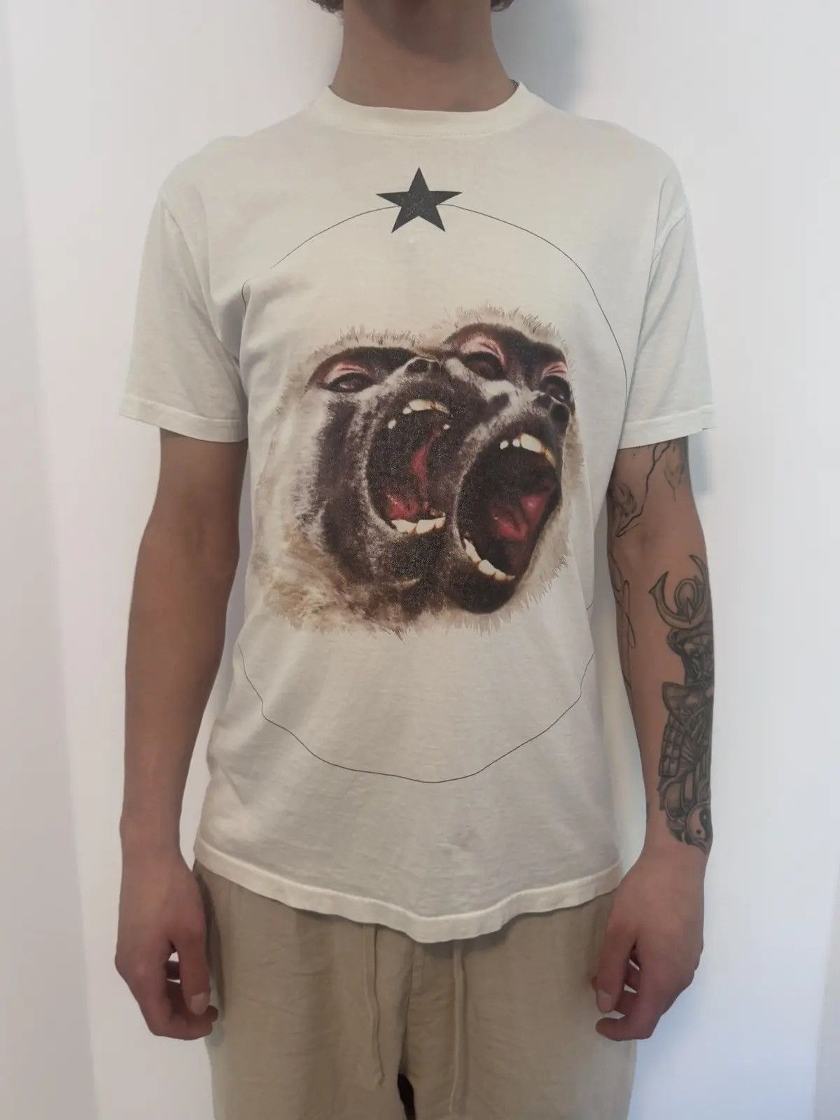 Givenchy GIVENCHY Riccardo Tisci Monkey Print T-Shirt White Nettspend ...