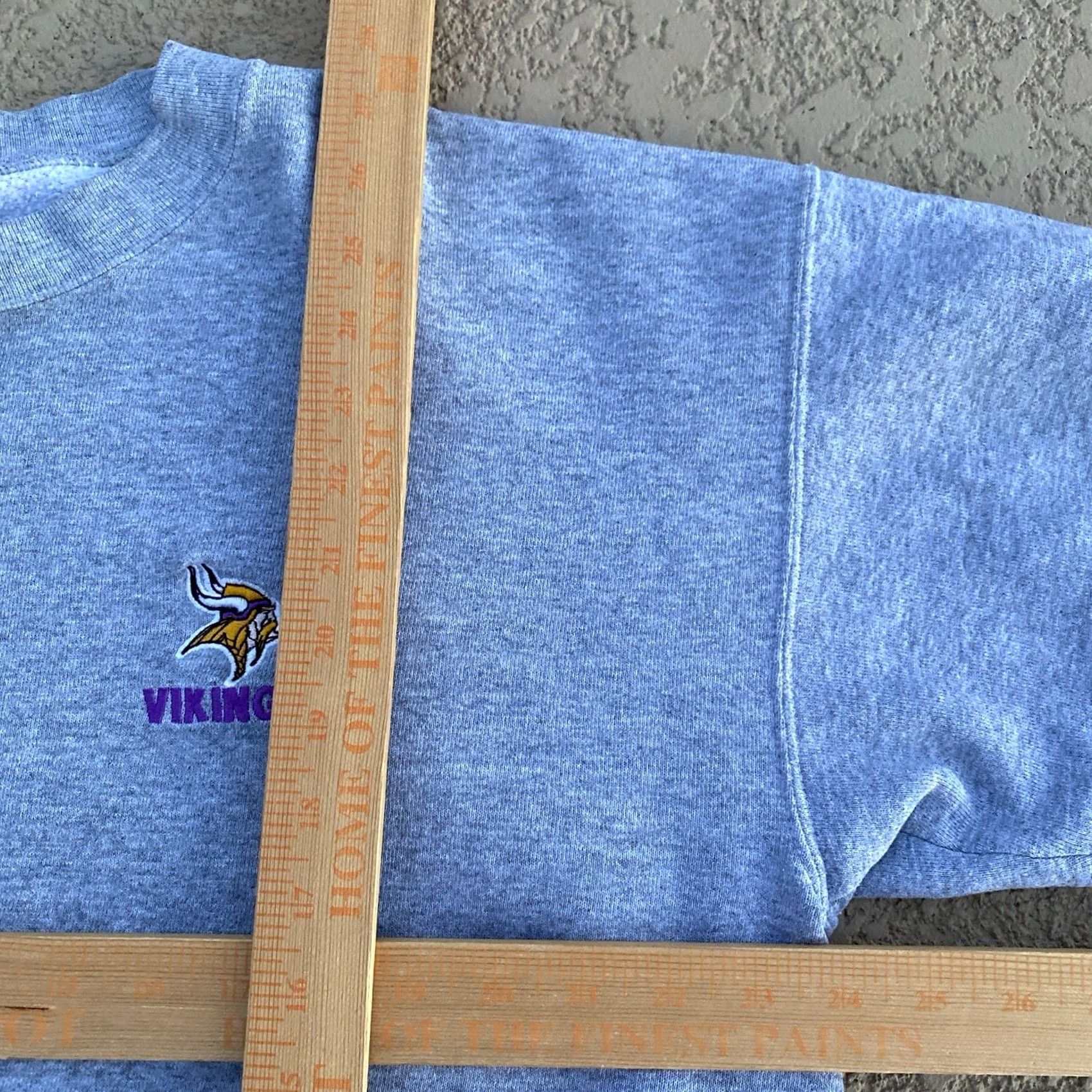 Vintage VINTAGE Hand Cuffs Sweatshirt Mens XL Minnesota Vikings Cotton Blend USA Made Red Plain Solid Pattern Pullover Hand Warmers USA Vikings Mens XL Size US XL / EU 56 / 4 - 5 Thumbnail