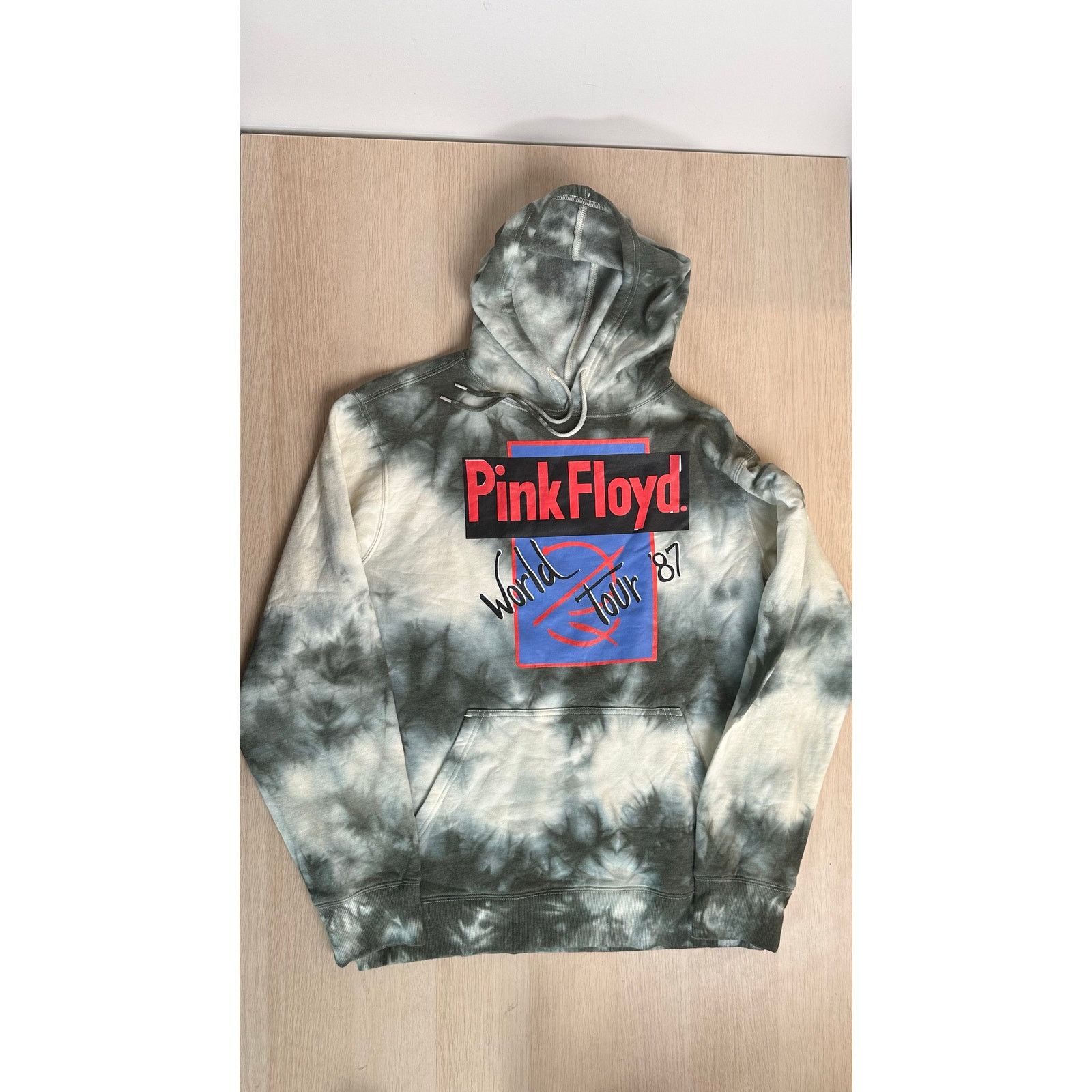 Pink Floyd Vintage Pink Floyd Tie Dye Hoodie - Size M - NEW Size M / US 6-8 / IT 42-44 - 1 Thumbnail