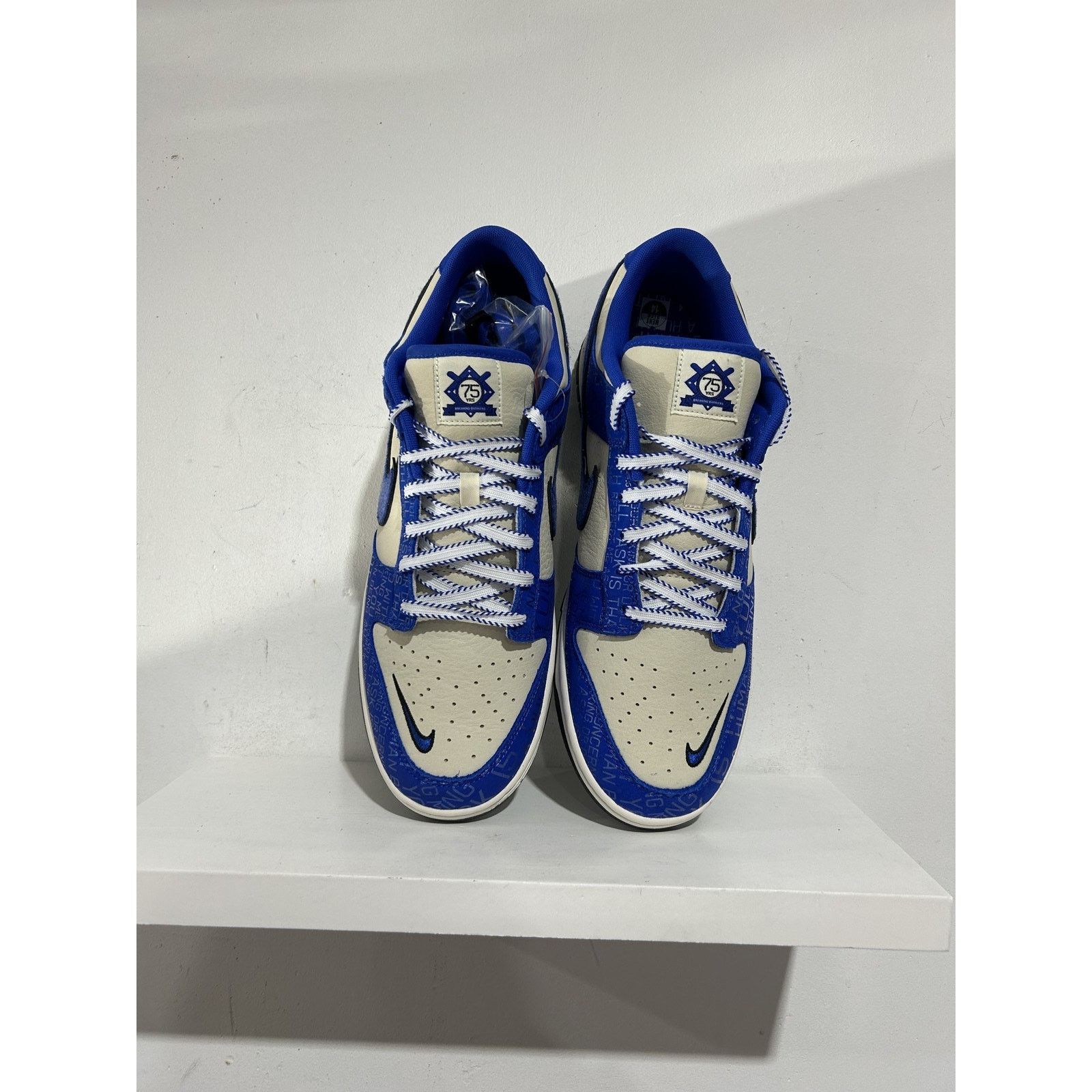 Nike NIKE DUNK LOW JACKIE ROBINSON SIZE 14 NEW Size US 14 / EU 47 - 3 Thumbnail