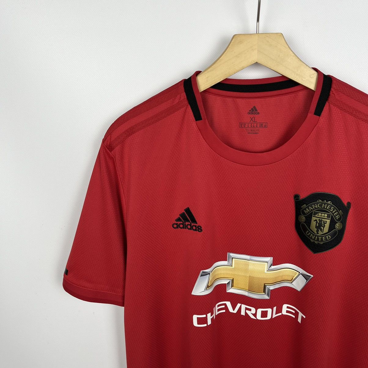 Adidas Adidas Manchester United soccer jersey T shirt 19/20 Size US XL / EU 56 / 4 - 5 Thumbnail