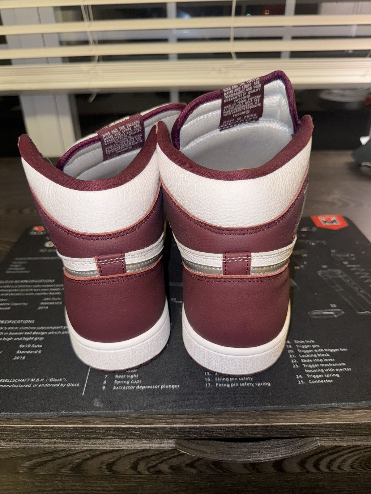 Nike Air Jordan 1 Size US 11 / EU 44 - 7 Thumbnail
