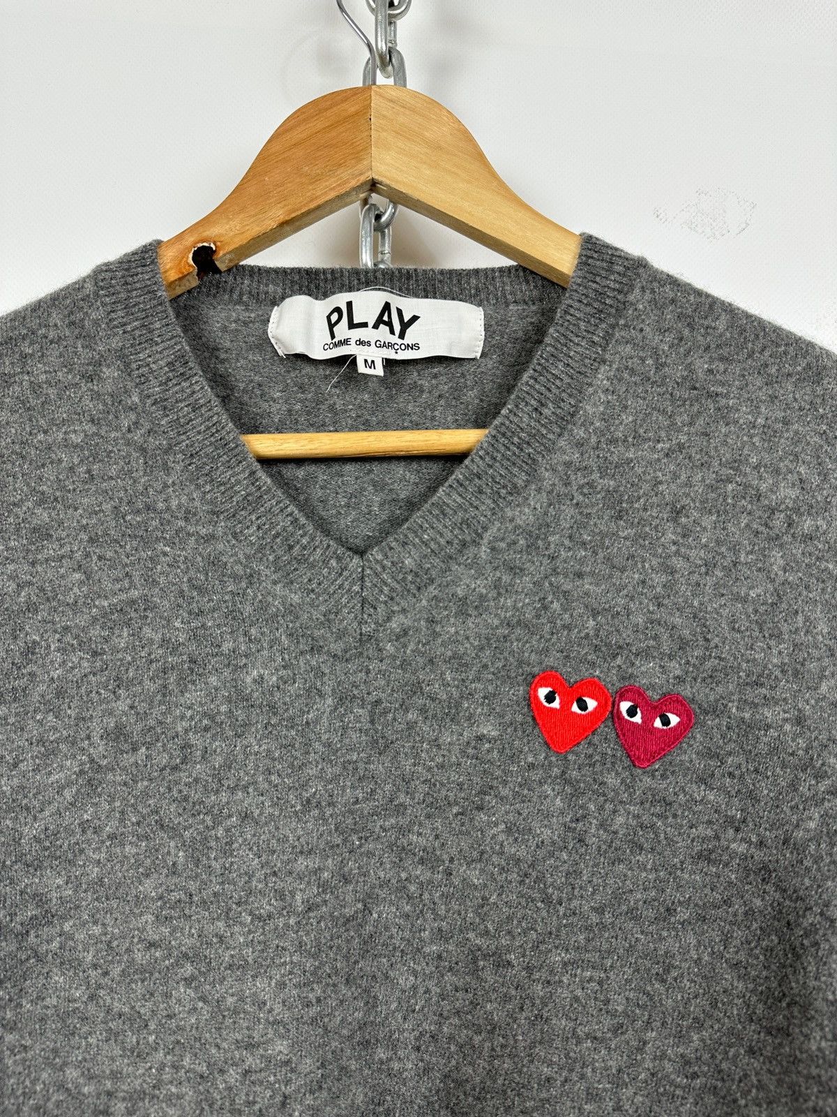 Comme des Garcons Comme des Garçons Play V-Neck Wool Double Heart Pullover Size US S / EU 44-46 / 1 - 7 Thumbnail