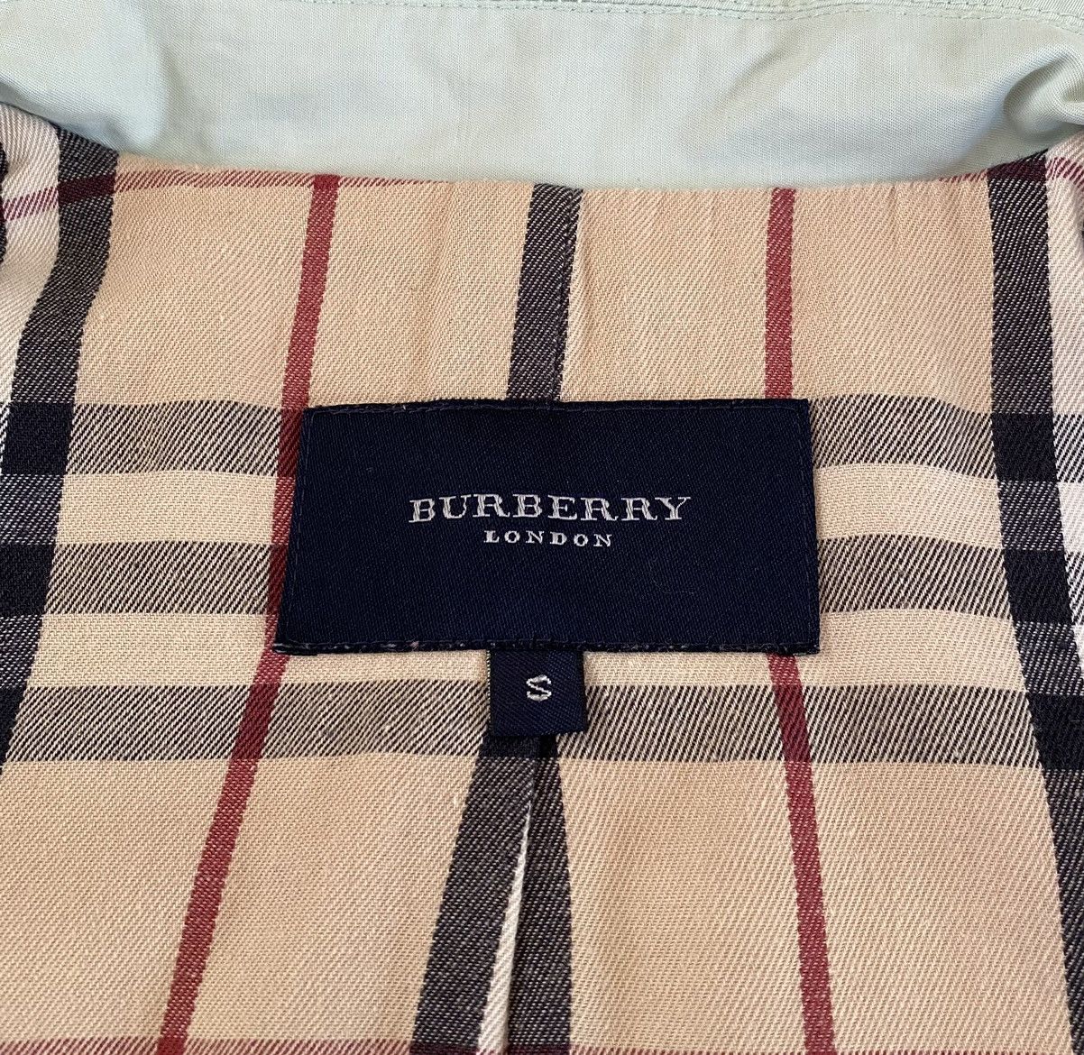 Burberry Burberry Nylon/Coton Nova Check Jacket x Vintage x Luxury Size S / US 4 / IT 40 - 11 Thumbnail