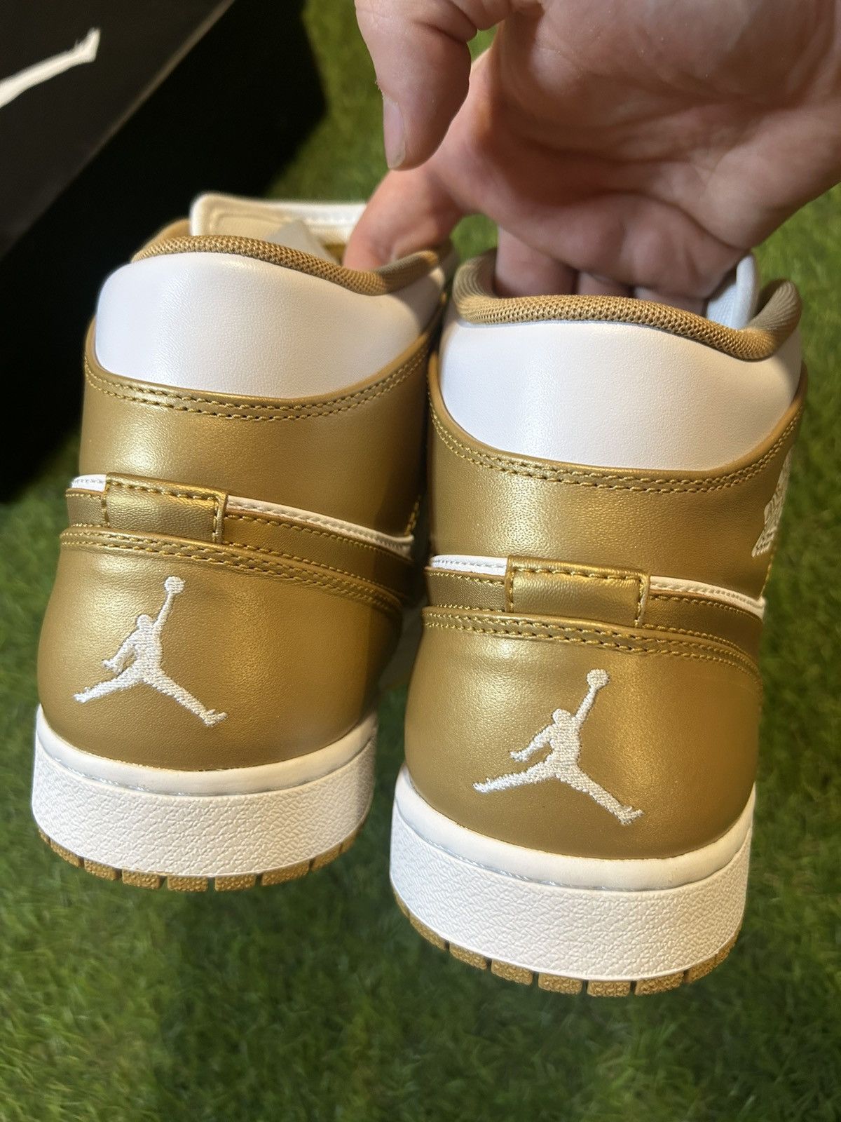 Jordan Brand DS Jordan 1 Phat White Metallic Gold Size US 11 / EU 44 - 7 Thumbnail