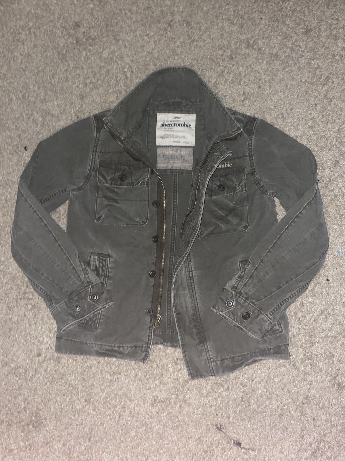 Vintage 2000’s Abercrombie and Fitch denim distressed jacket 🤍