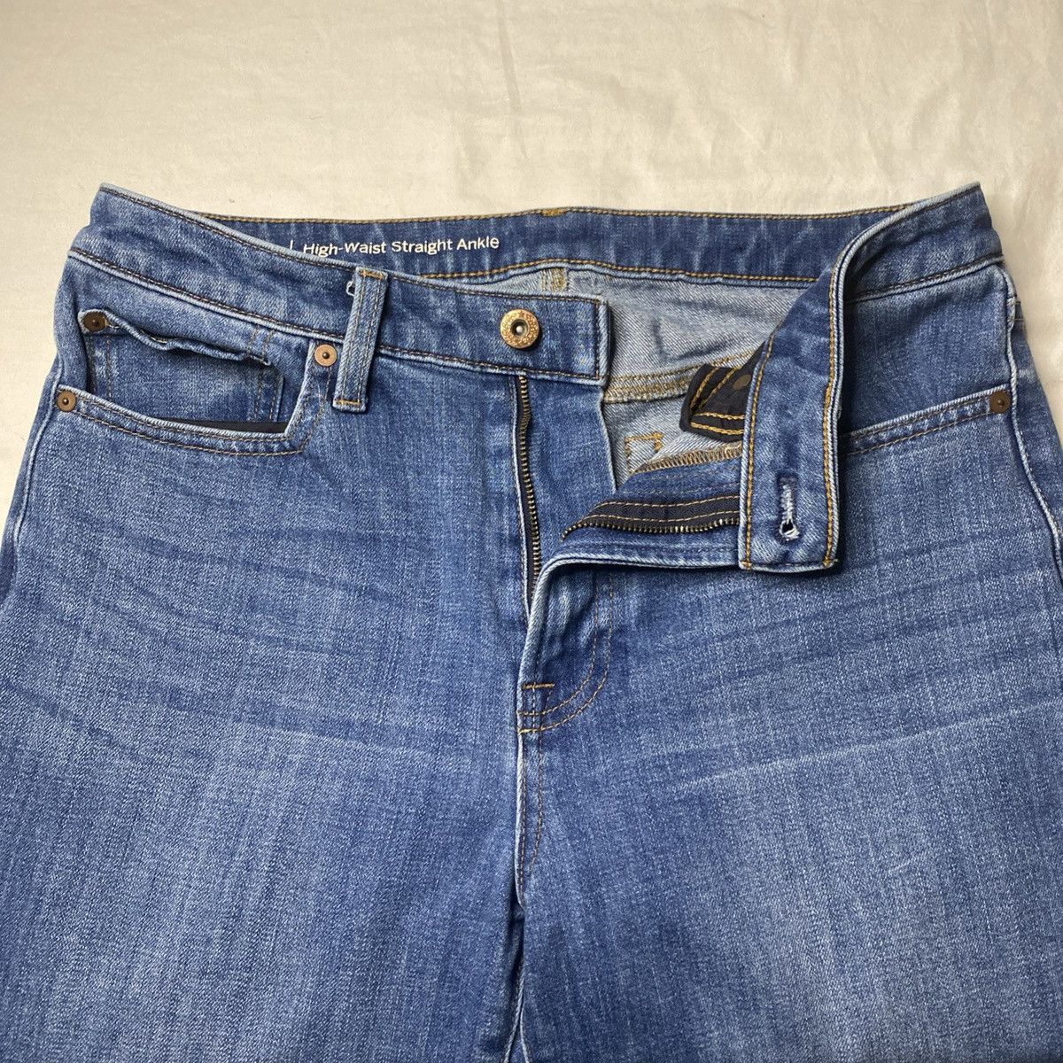 Talbots Talbots Flawless High-Waist Women's Jeans Frayed Sz 6 EUC Size 28" / US 6 / IT 42 - 4 Thumbnail