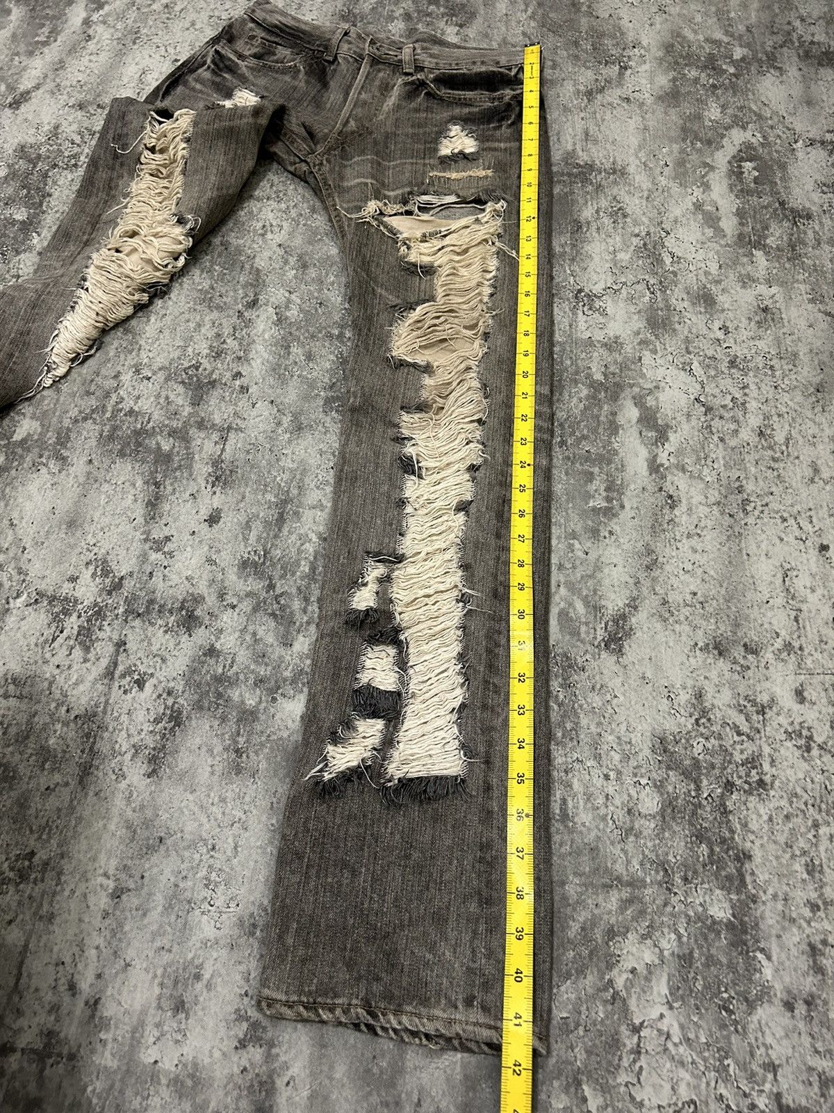 Japanese Brand Ego Tripping Japan Distressed Denim Pants Size US 30 / EU 46 - 24 Thumbnail
