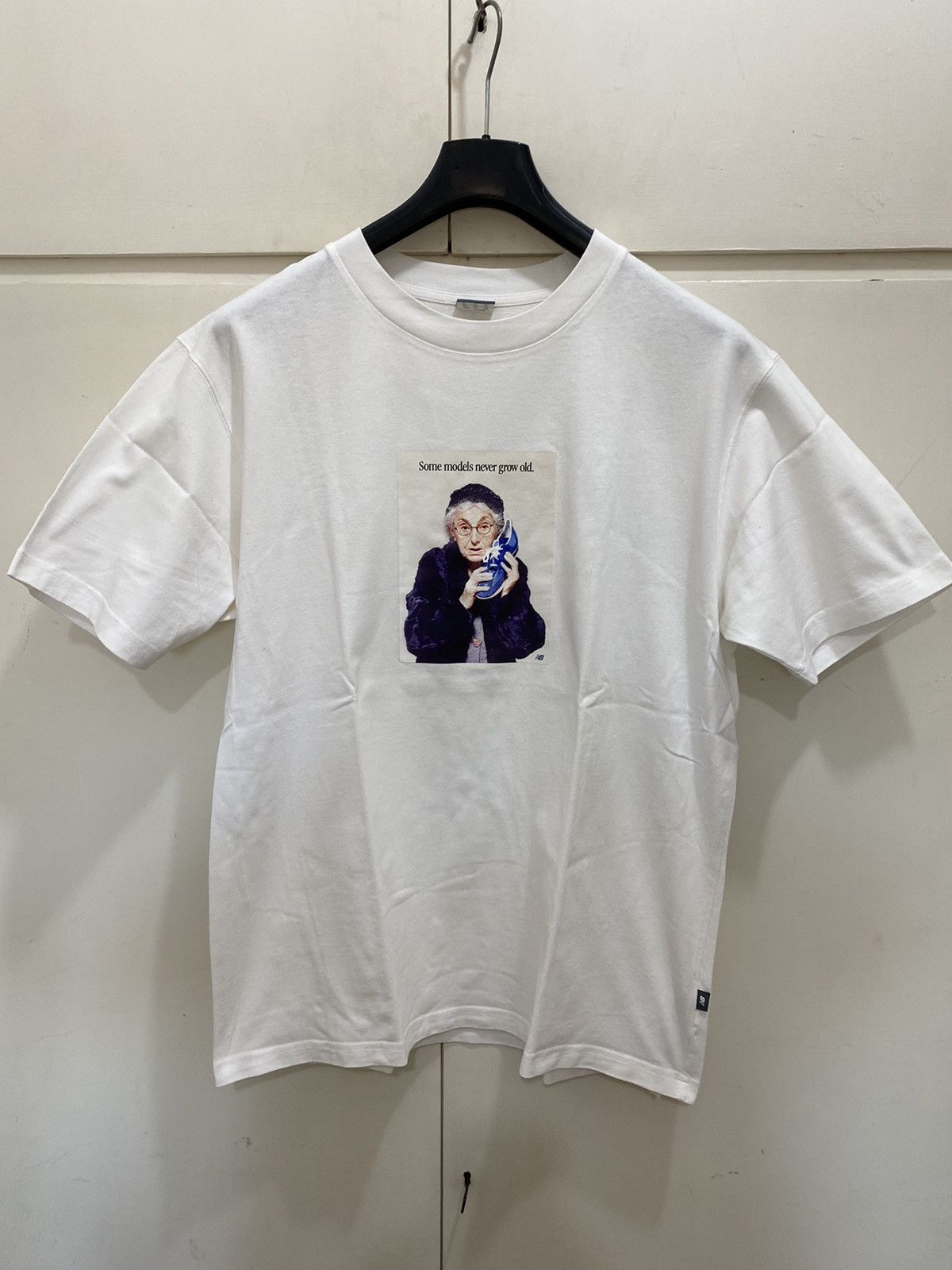 New Balance New Balance T-shirt, size XL, white, with print, new Size US XL / EU 56 / 4 - 2 Thumbnail