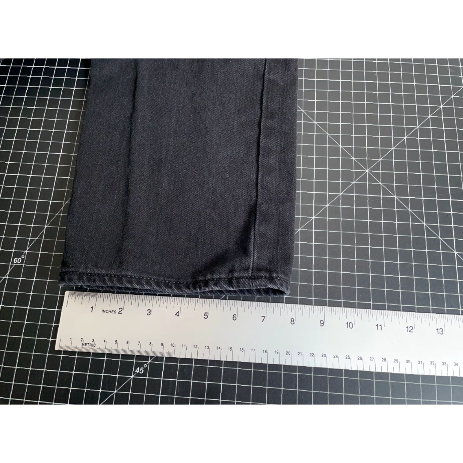 Levi's VINTAGE Levi's 501 Jeans Men's Regular Fit Straight Leg Black Denim 34 x 30 Casual Size US 34 / EU 50 - 6 Thumbnail