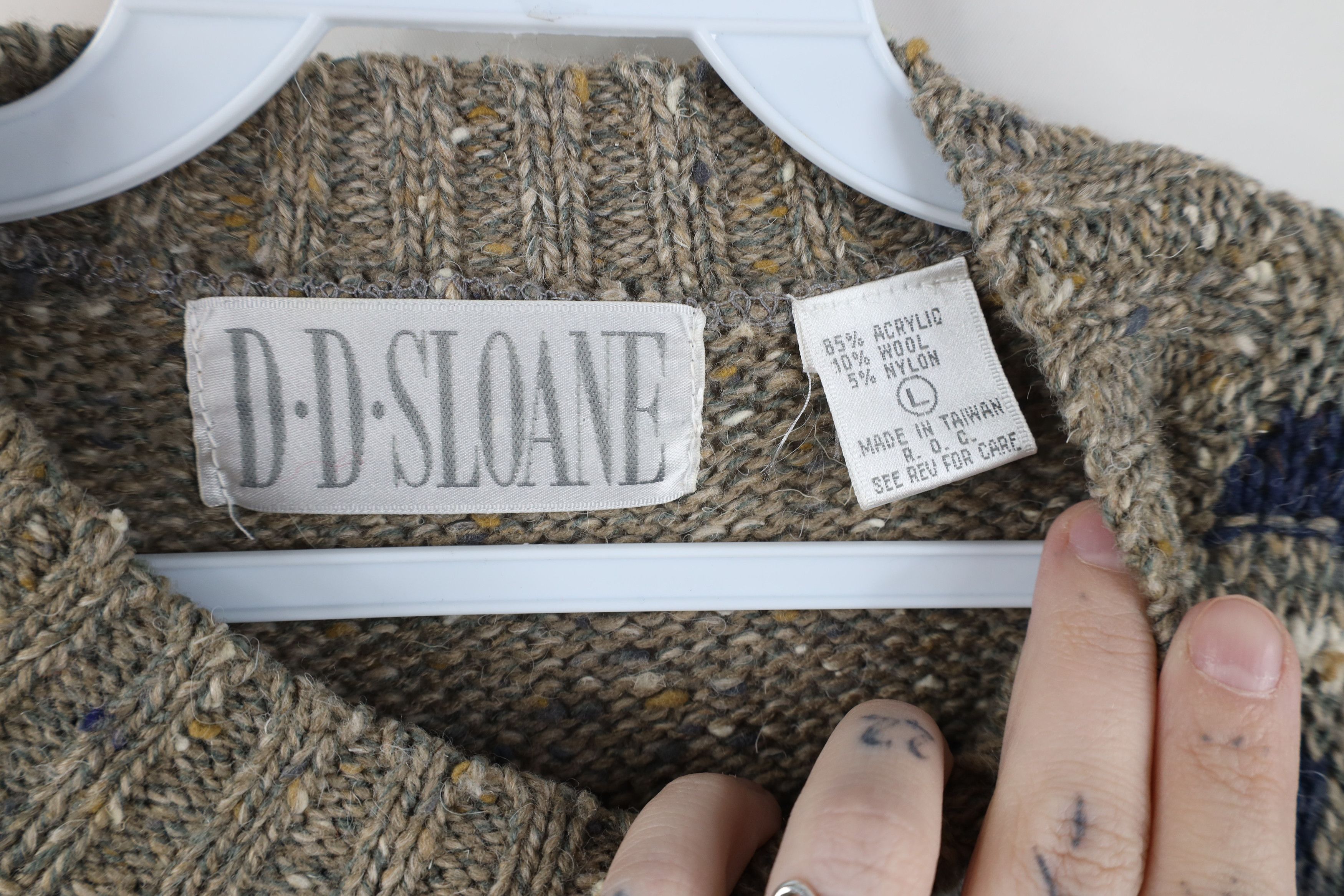 Vintage Vintage 90s Streetwear Southwestern Fair Isle Knit Sweater Size L / US 10 / IT 46 - 9 Thumbnail
