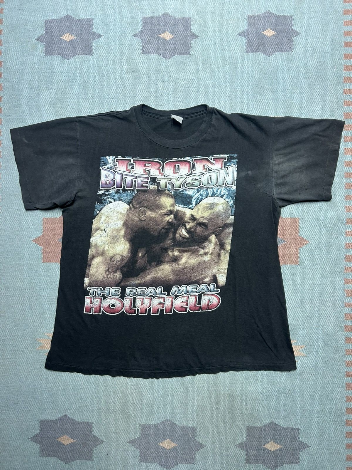 Rap Tees Vtg 90s t shirt Mike Tyson rap tee bite it Nike Holyfield XL Size US XL / EU 56 / 4 - 1 Thumbnail