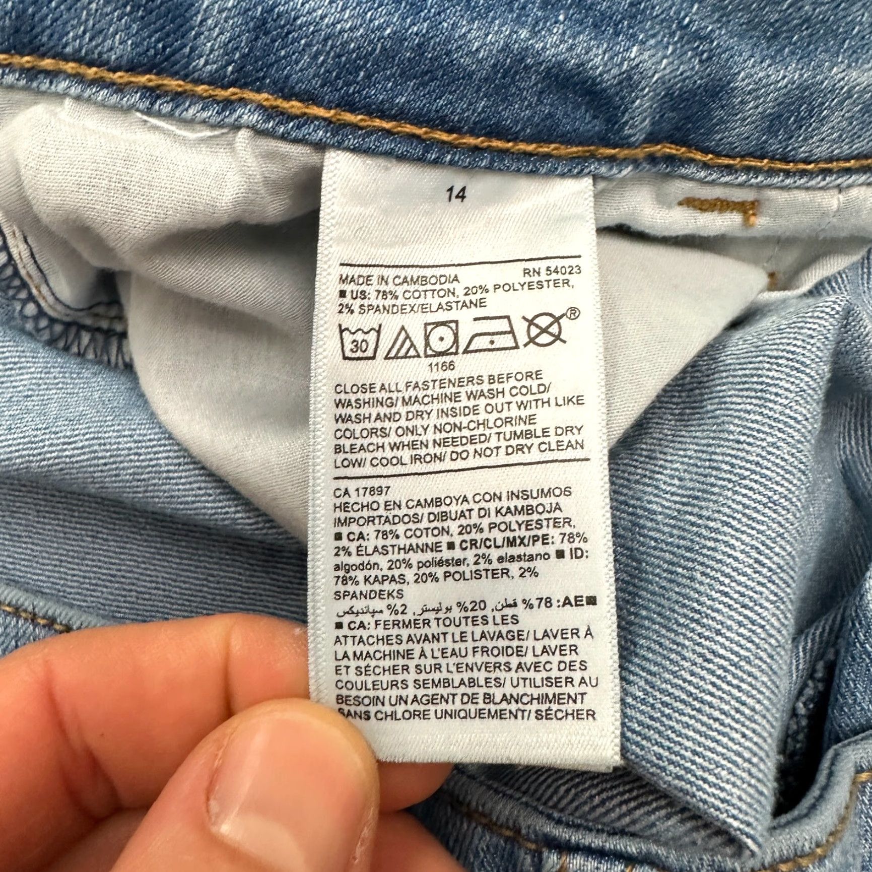 Old Navy Old Navy Super Skinny Jeans Womens 14 Blue Medium Wash Mid Rise 36x28 Size 36" / US 14 / IT 50 - 6 Thumbnail