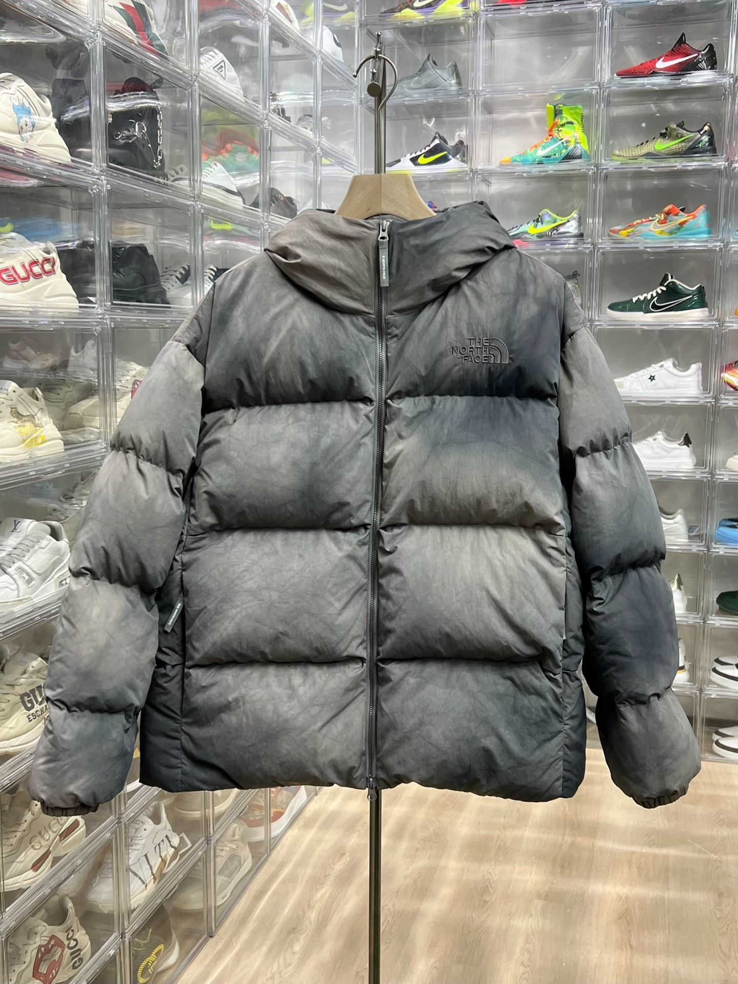 The North Face The North Face Down Tie-Dye Multi Heavy Coat xl Men Size US XL / EU 56 / 4 - 1 Thumbnail