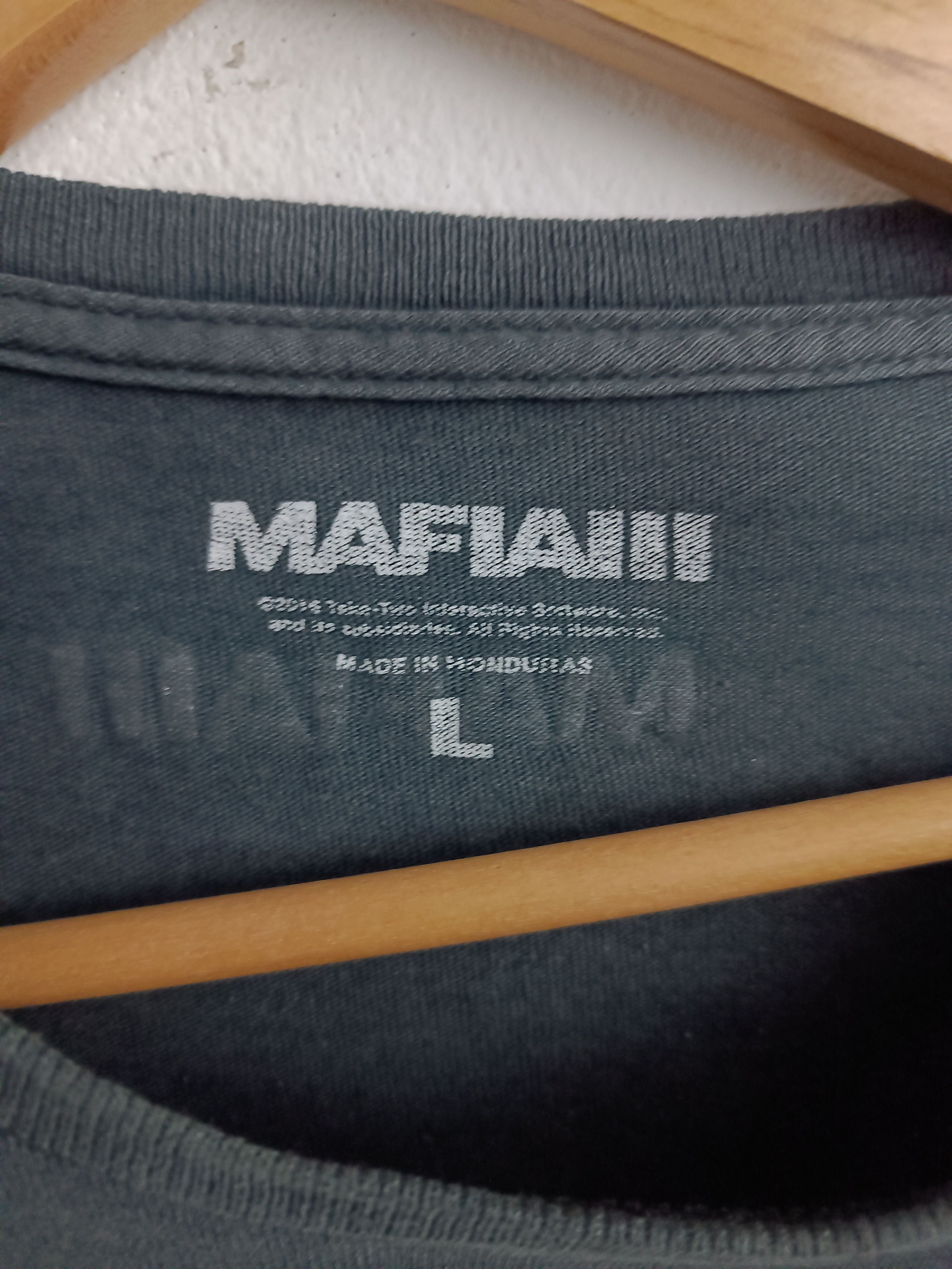 Microsoft VINTAGE 2016 FADED MAFIA III GAME 223 SNAKE LOGO TEE cod gta Size US L / EU 52-54 / 3 - 8 Thumbnail