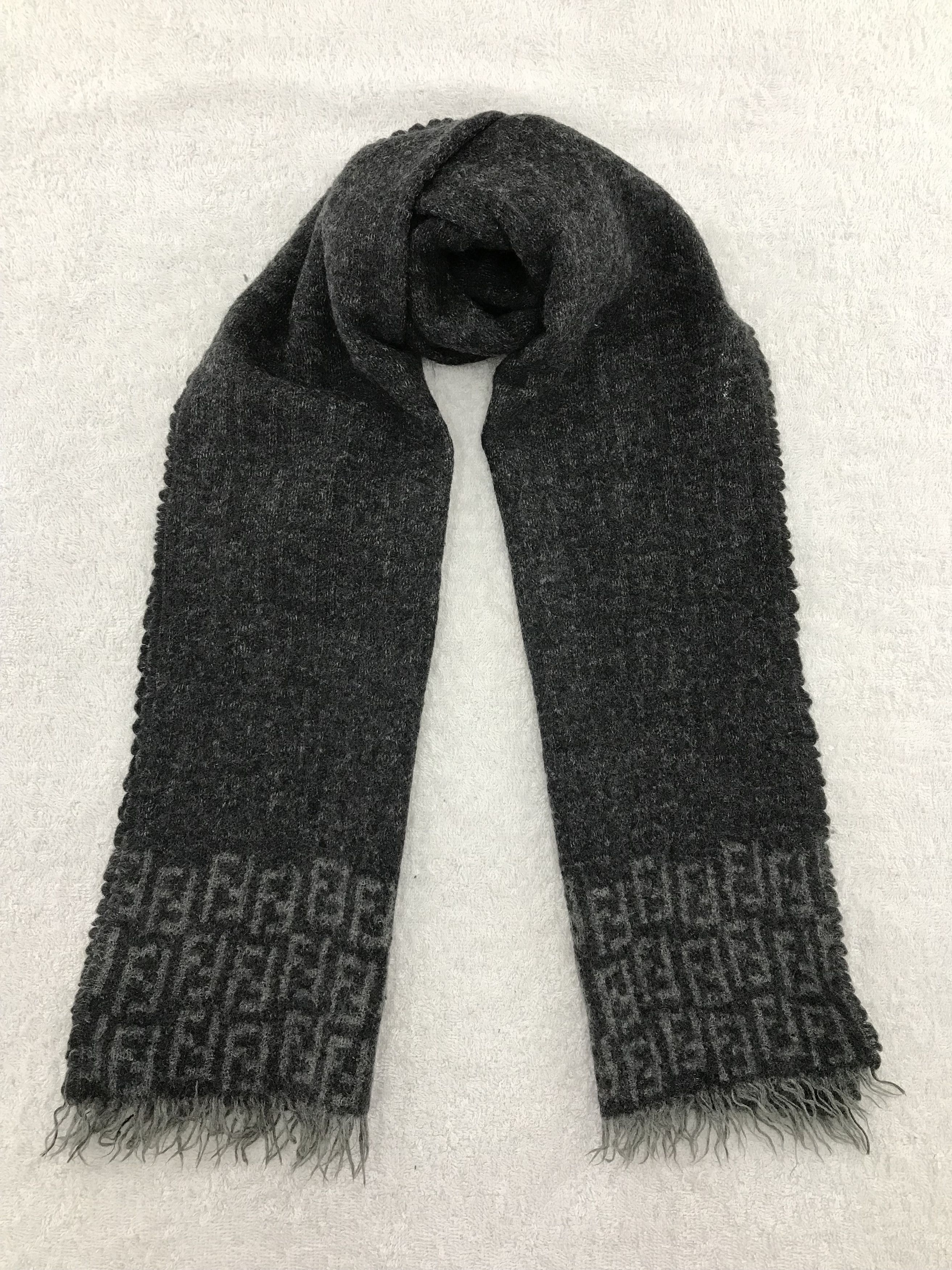 Vintage Fendi Scarf / Muffler / Neckwear Size ONE SIZE - 1 Thumbnail