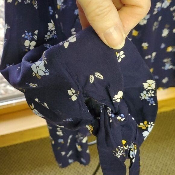 Vintage Brina & Em Sz. XL Blue Patterned Floral Vneck Button Down Tu Size XL / US 12-14 / IT 48-50 - 5 Thumbnail