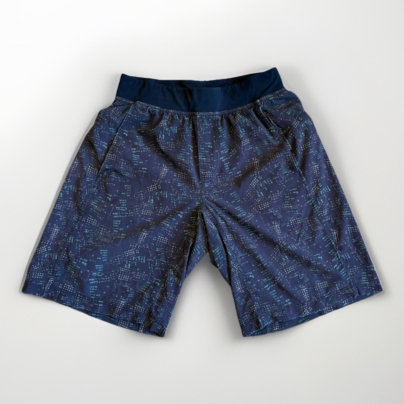 Lululemon Lululemon Surge Shorts Men Small Black Gym Running Training Size US 28 / EU 44 - 1 Thumbnail