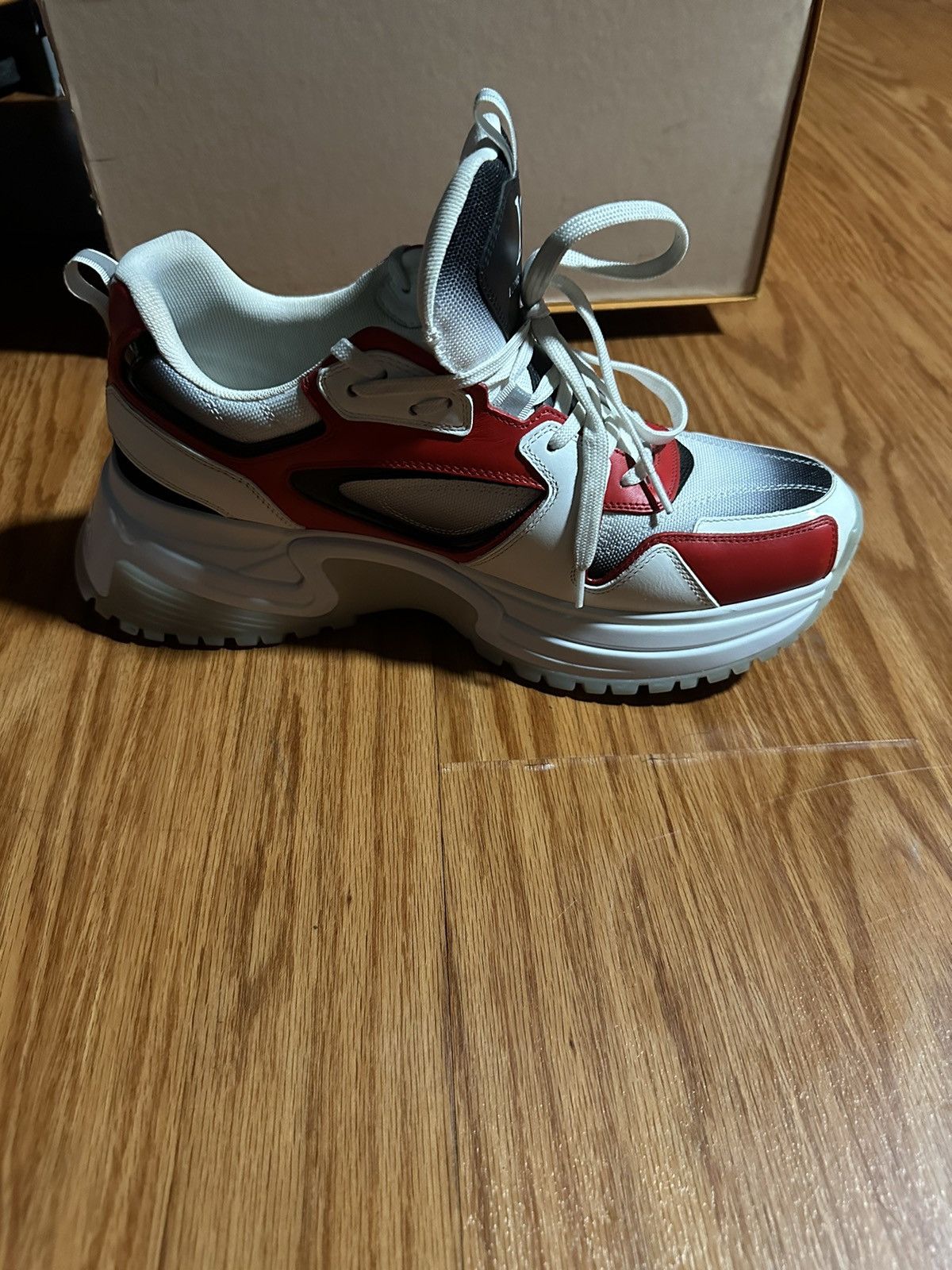 Louis Vuitton Louis Vuitton sneaker Size US 9 / EU 42 - 5 Thumbnail