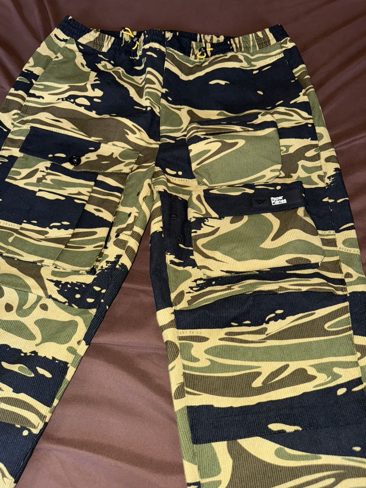 Paper Planes Paper planes corduroy camo cargo pants Size US 36 / EU 52 - 3 Thumbnail