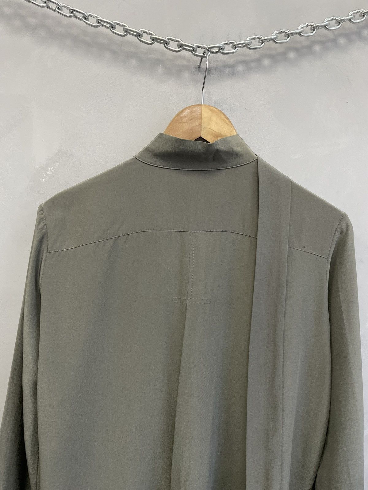 Golden Goose Golden Goose green silk tie-neck shirt minimalist Italy Size M / US 6-8 / IT 42-44 - 12 Thumbnail