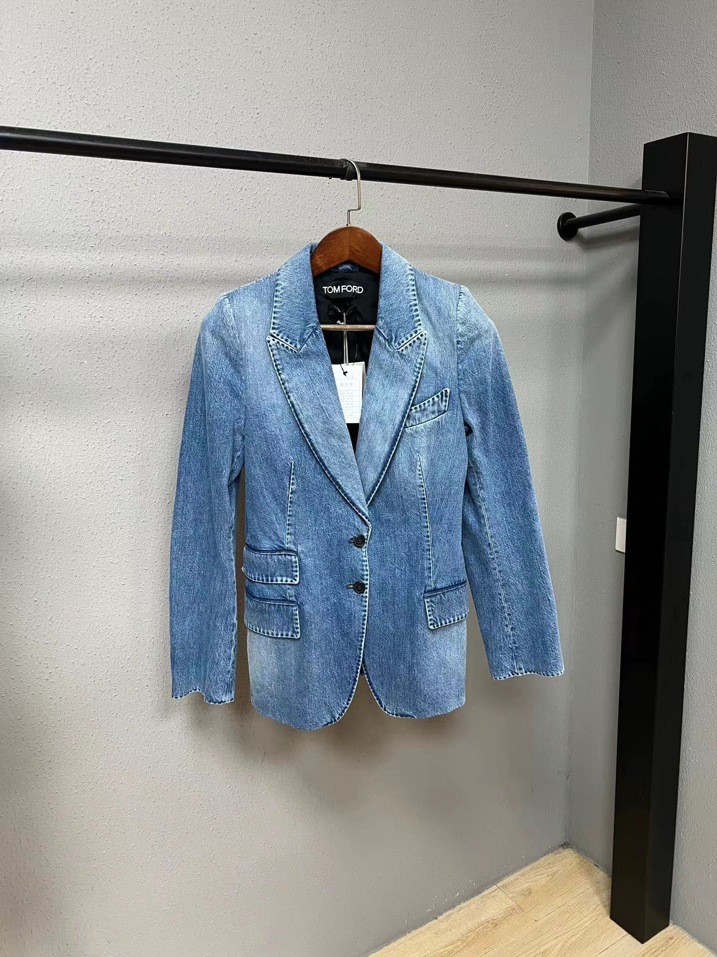 Tom Ford Authentic Tom Ford denim jacket Size M / US 6-8 / IT 42-44 - 1 Thumbnail