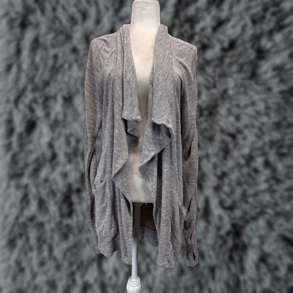 Athleta Athleta Studio Wrap Cardigan Sweater Women's XSmall Gray Long Sleeve Knit Yoga Size XS / US 0-2 / IT 36-38 - 1 Thumbnail