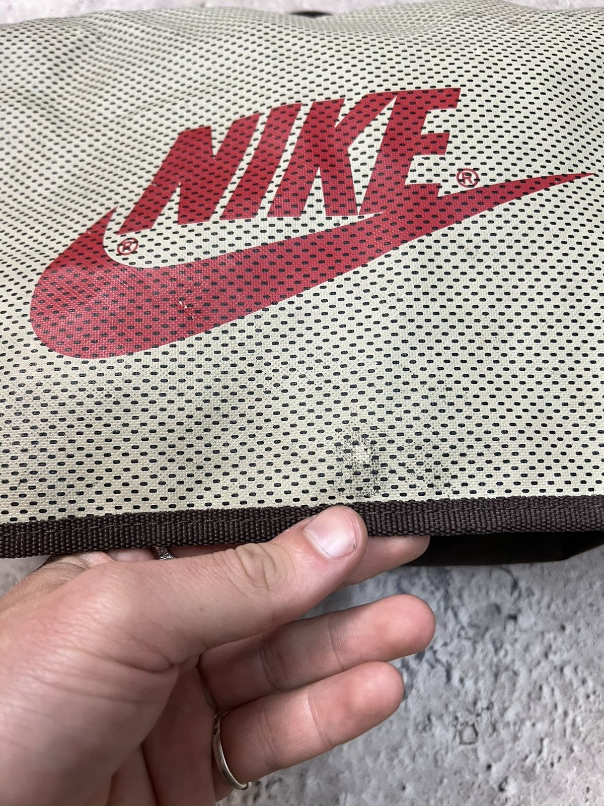 Nike × Vintage Rare Vintage Sling Bag Sandbag Nylon Y2K Gorpcore Size ONE SIZE - 9 Thumbnail