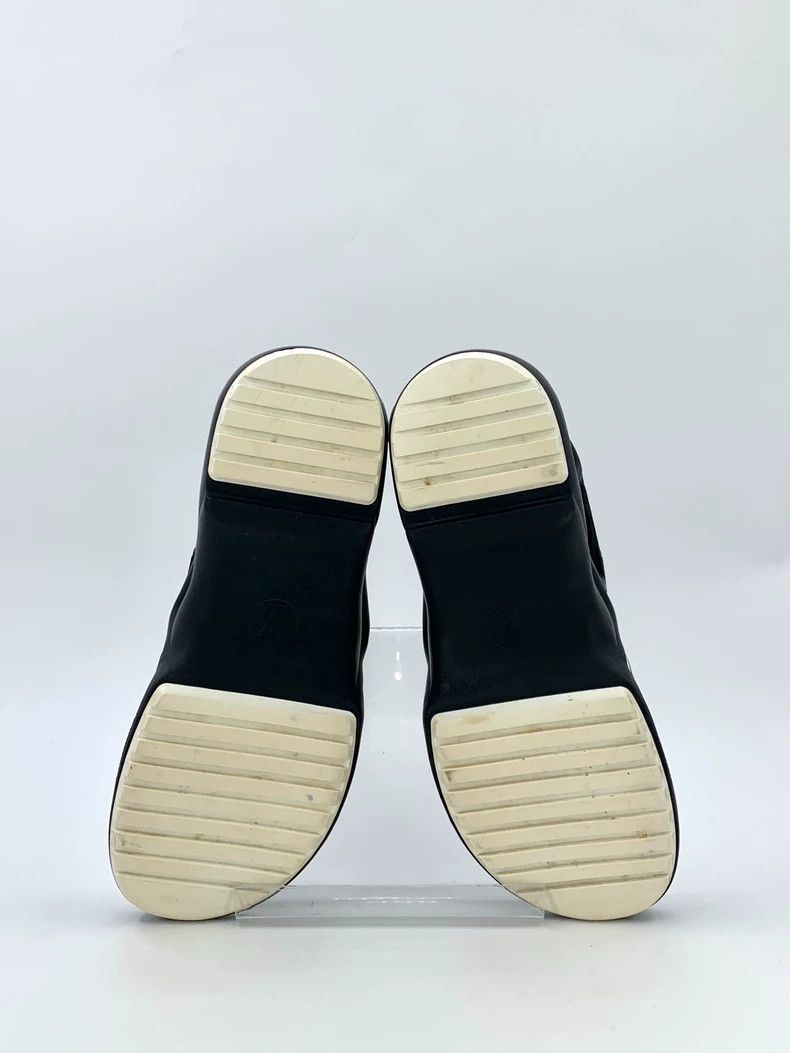 Louis Vuitton Louis Vuitton Black suede platform sandals Size US 5.5 / EU 38 - 5 Thumbnail
