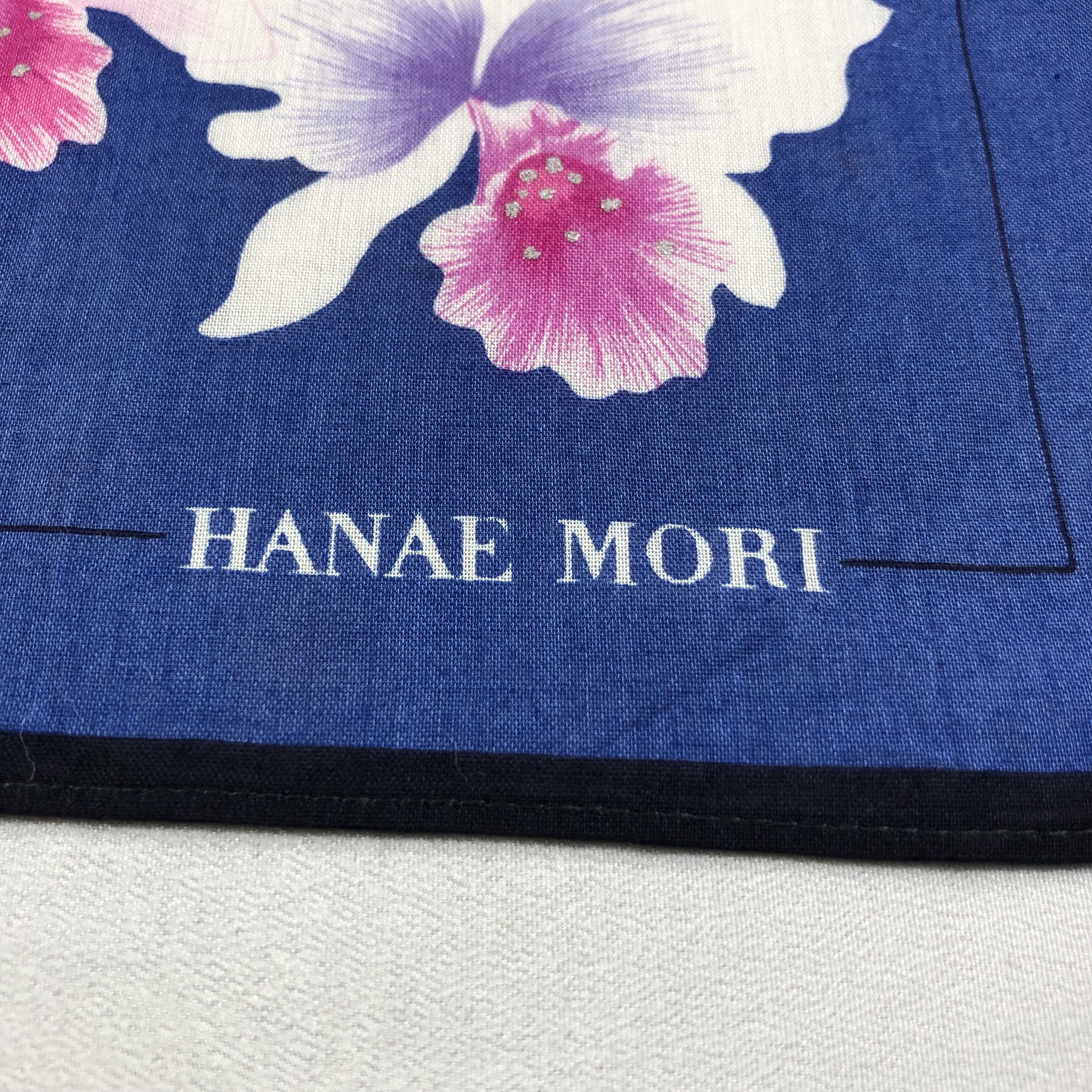 Hanae Mori Hanae Mori Handkerchief Neckerchief Bandana H1467 Size ONE SIZE - 4 Thumbnail