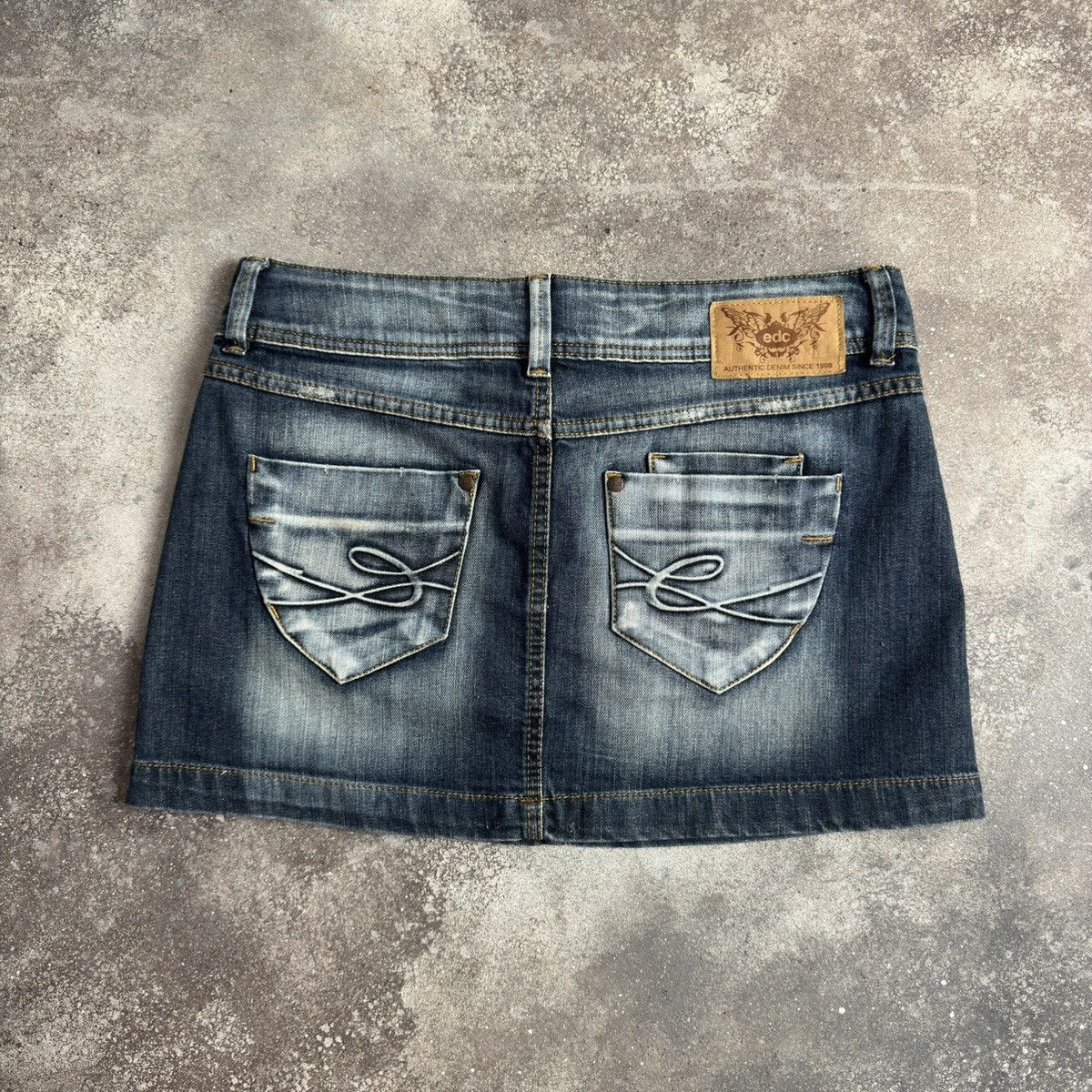 Hysteric Glamour × Japanese Brand Avant Garde Multipocket Y2K Denim Skirt Size 32" / US 10 / IT 46 - 1 Thumbnail