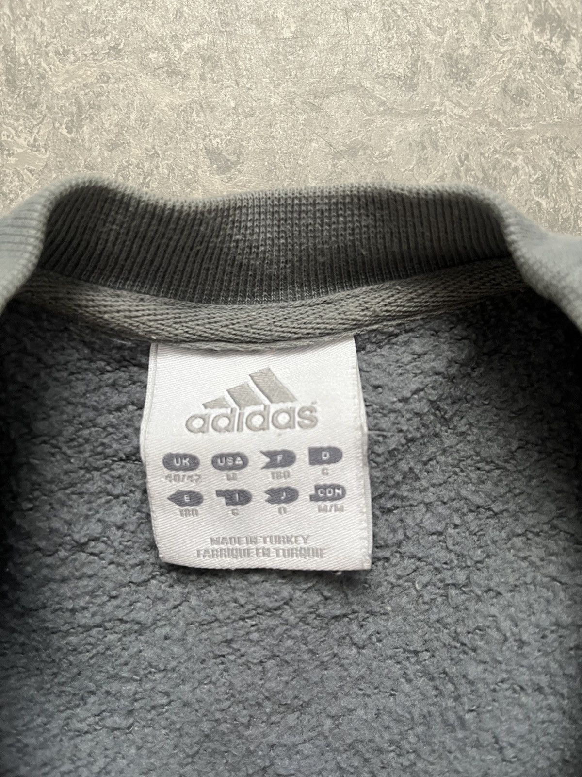 Adidas Adidas Vintage Panel Crewneck Sweatshirt (Grey/Navy) Size US M / EU 48-50 / 2 - 5 Thumbnail